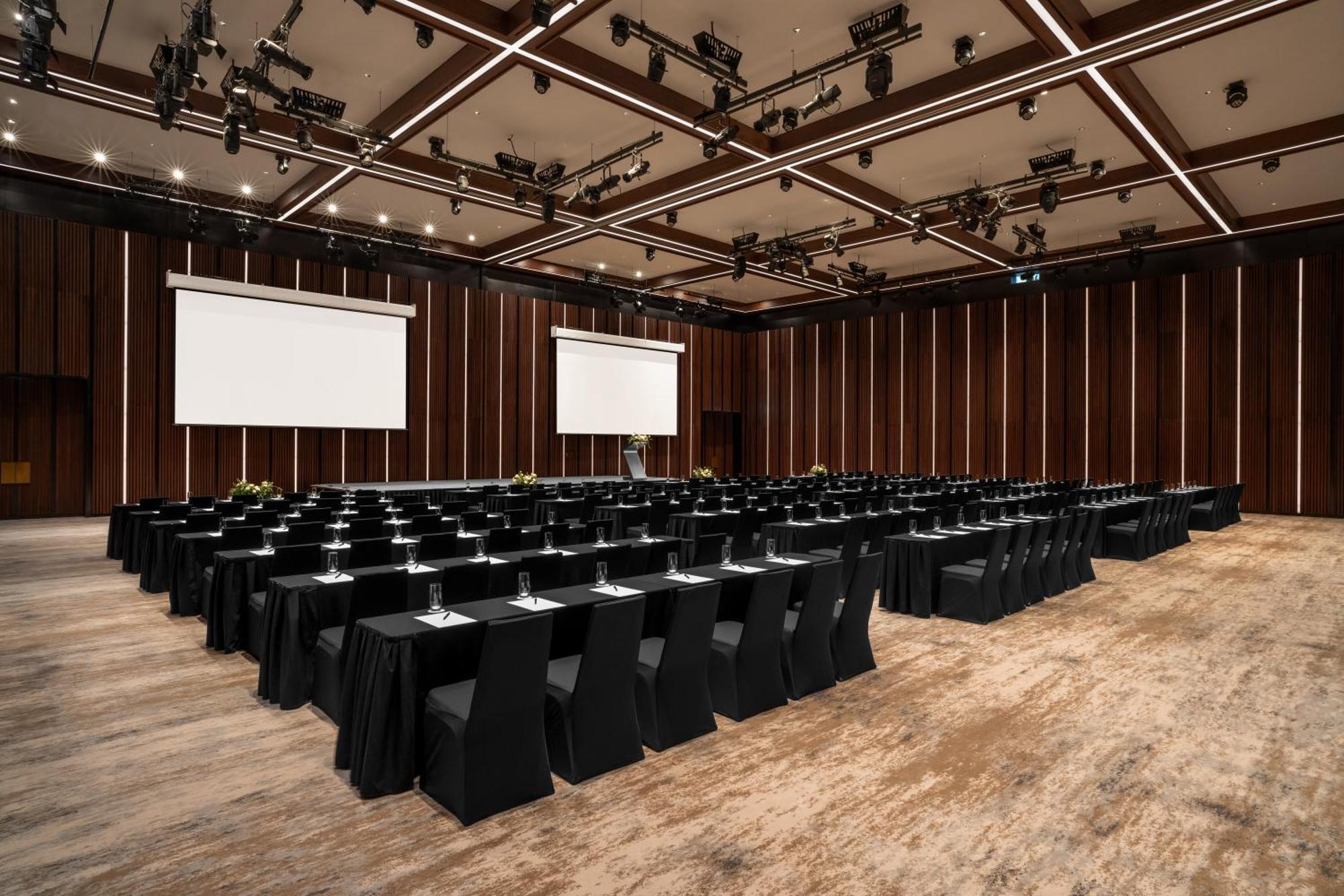 L7 West By Lotte - L7 Residences Aparthotel 5*