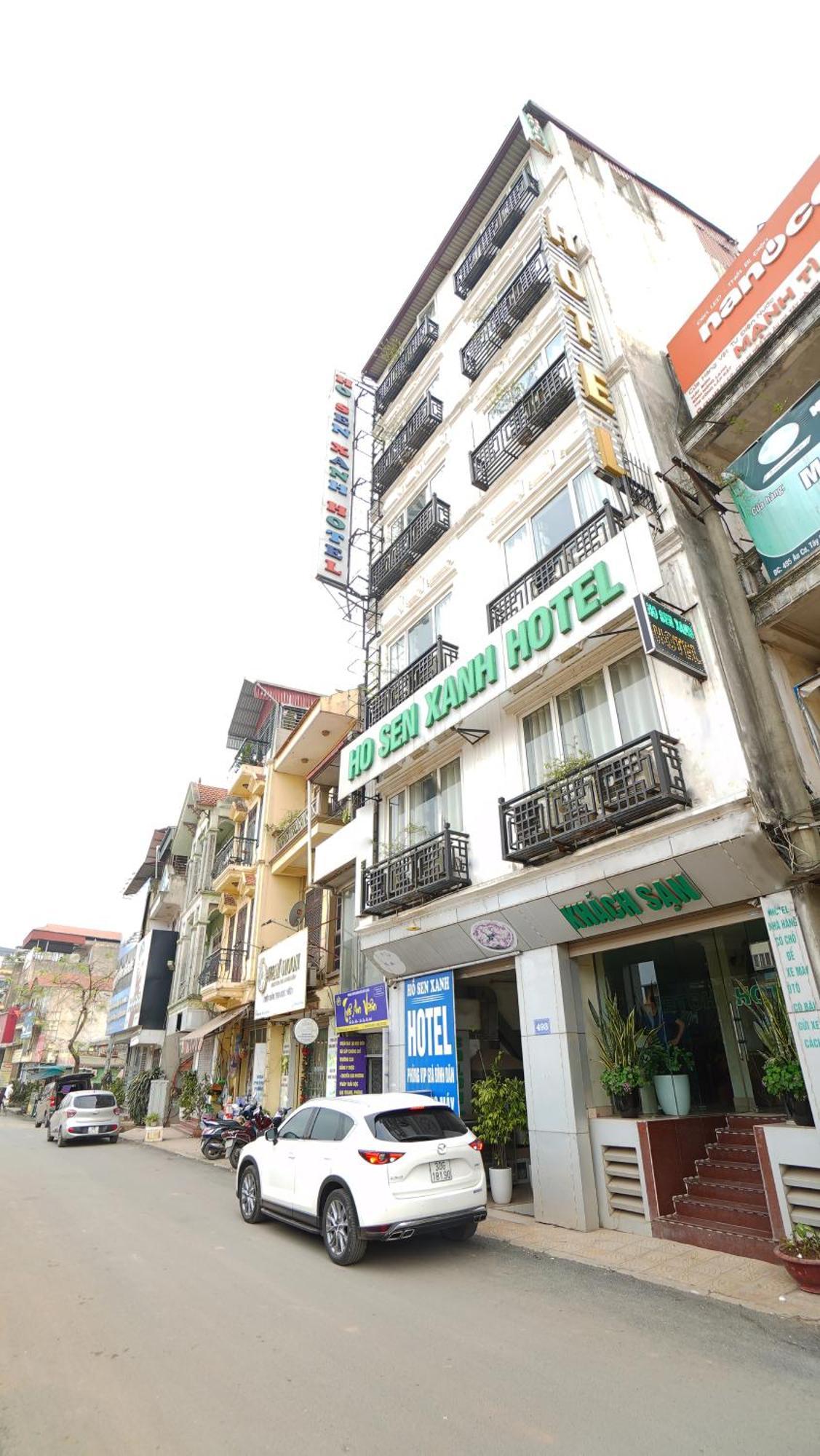 Hotel Ho Sen Xanh Hanoi