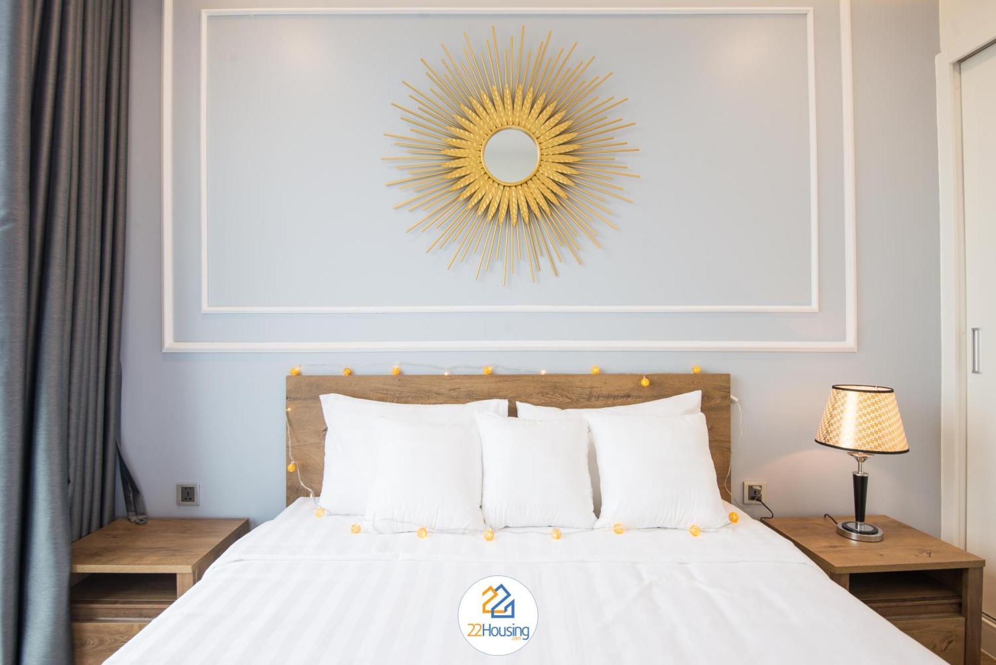 Sunny Vinhome Metropolis Apartment