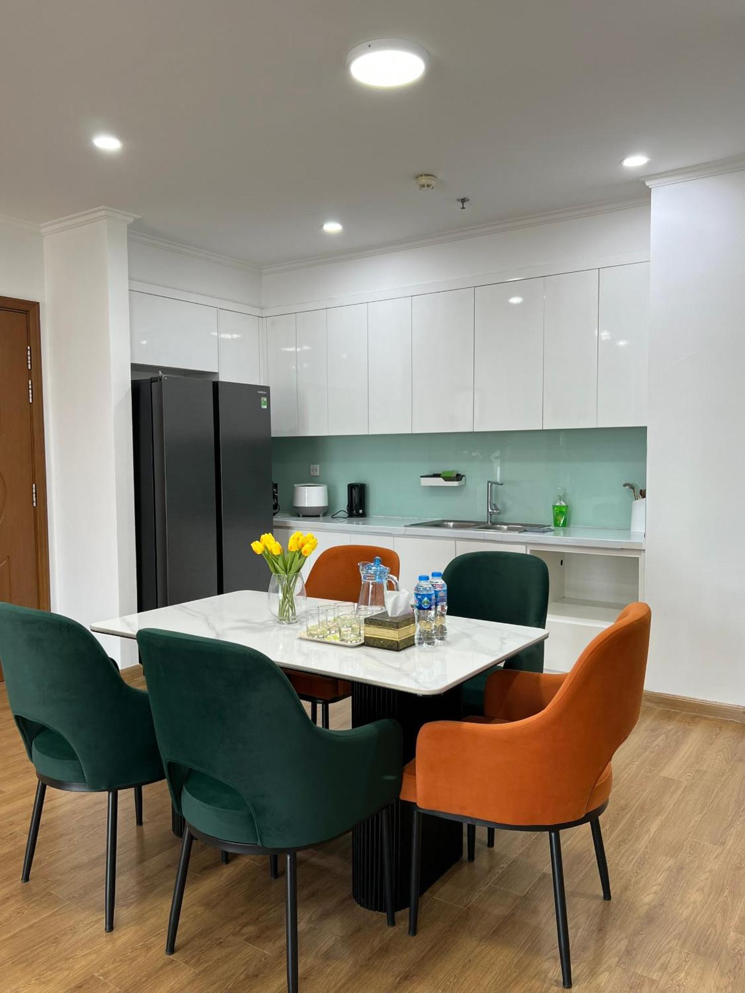 Apartment Vinhomes Royal - Friendly - By Sunhouse Land *