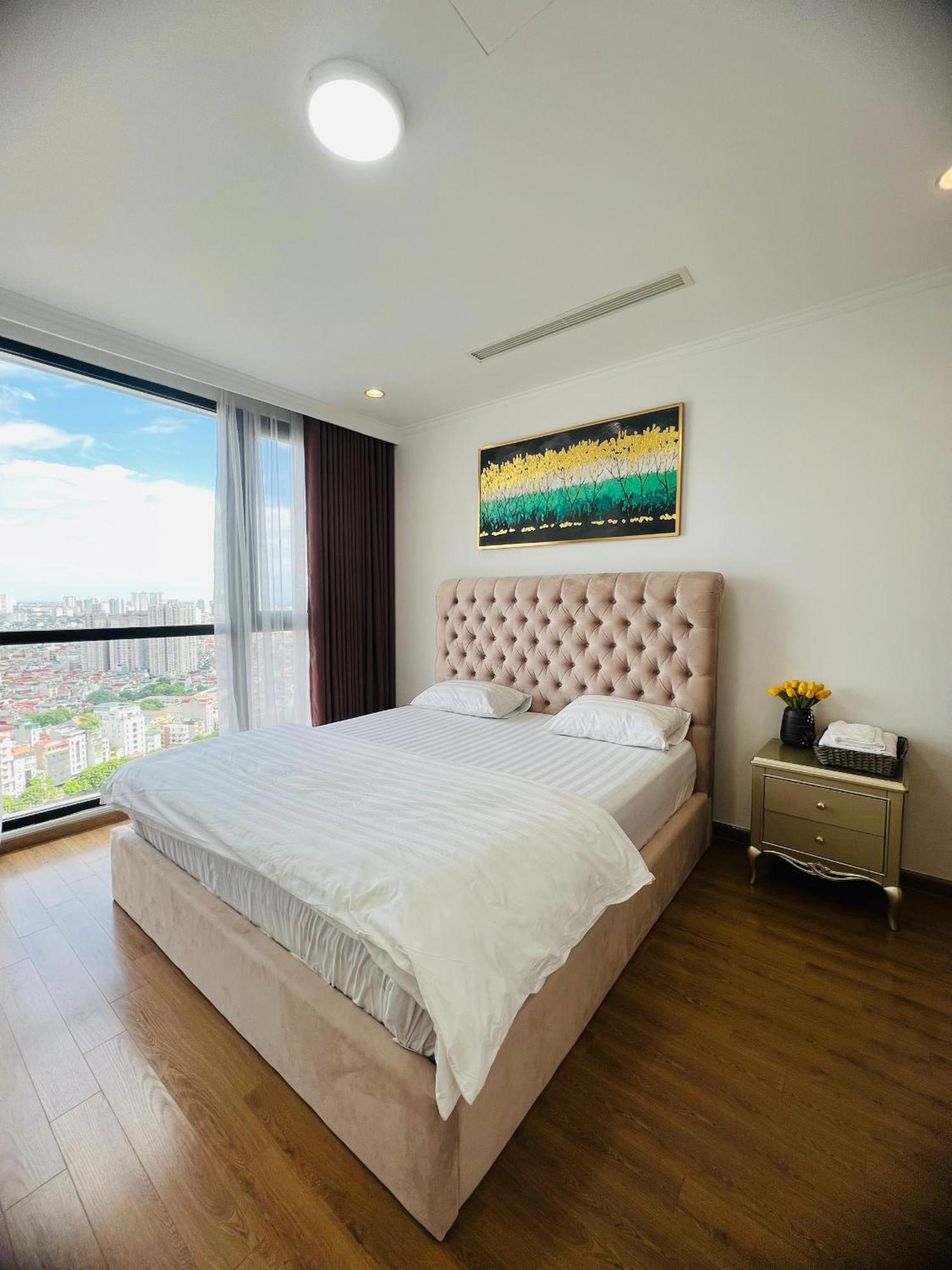 Vinhomes Royal - Friendly - By Sunhouse Land Hanoi