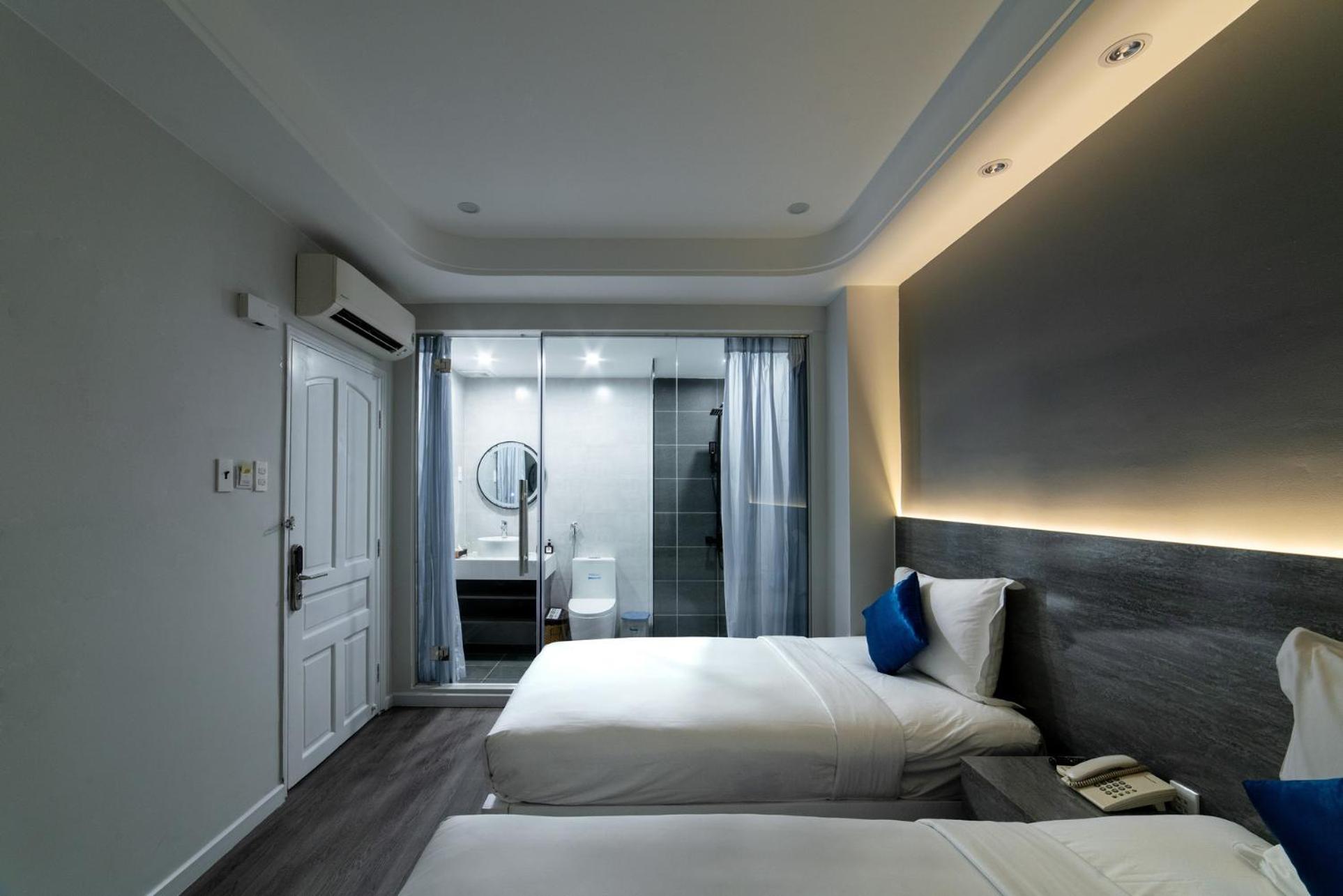 Gatsby & Travel Hanoi