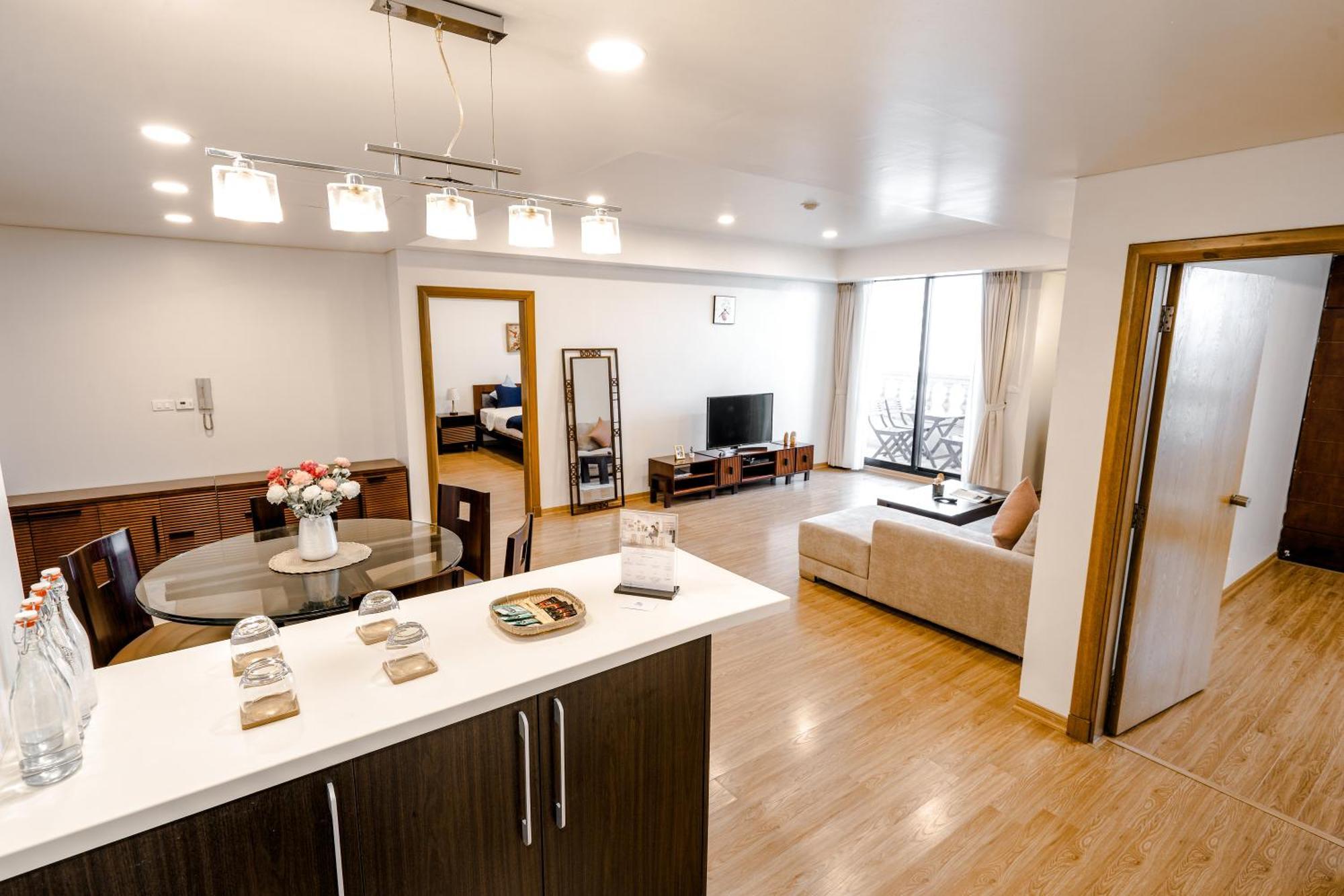Wecozy Pacific - Spacious Apartment, Train Station Side Hà Nội