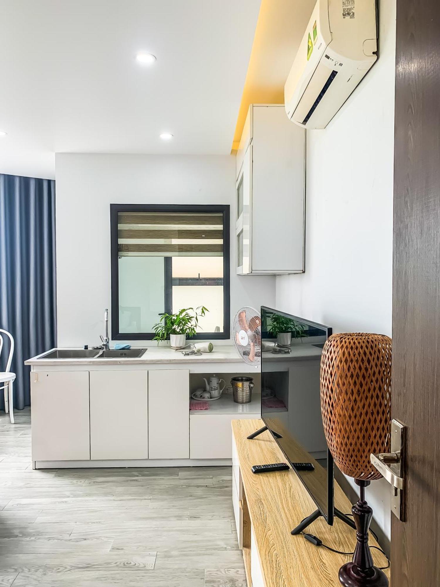 Line Long Bien - Serviced - Ngoc Thuy - Apartment Hanoi
