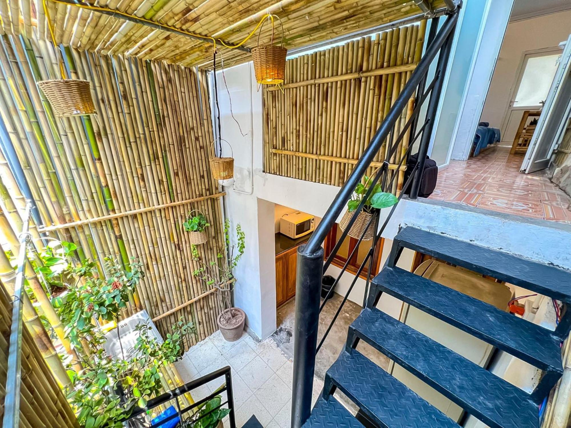 Bamboo Apartment