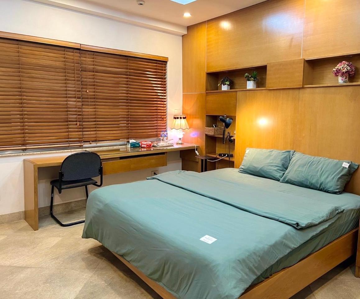 Ở trọ Serviced Next To The Opera House Ho Day Du Tien Nghi Co Thang Ngay Gan Nha Lon *