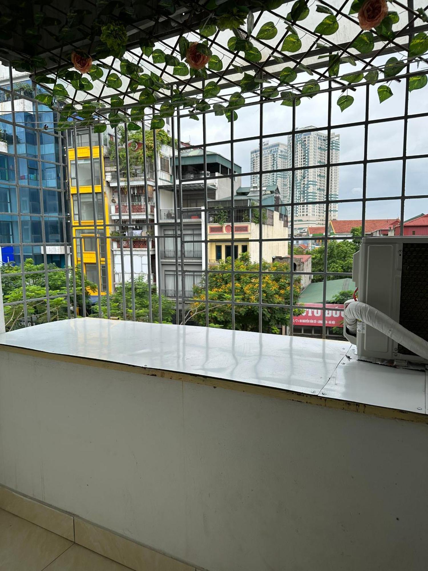Pan Housing & * Hanoi