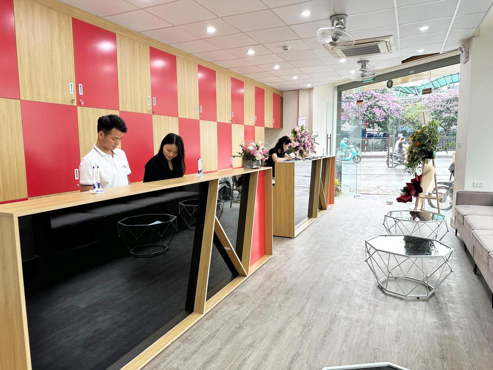 Capsule Station * Hanoi