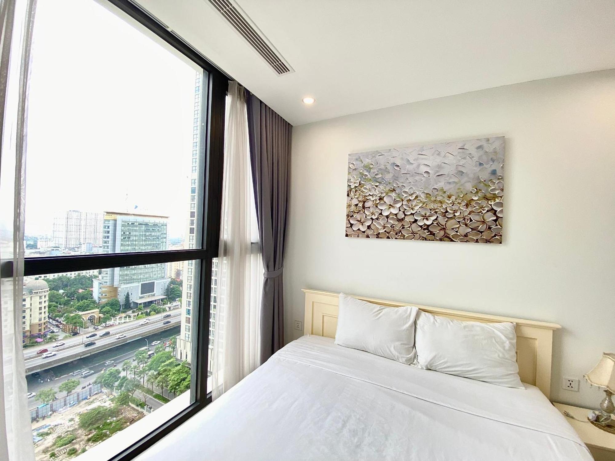 Jessamine Housing - Vinhomes Skylake Apartment *