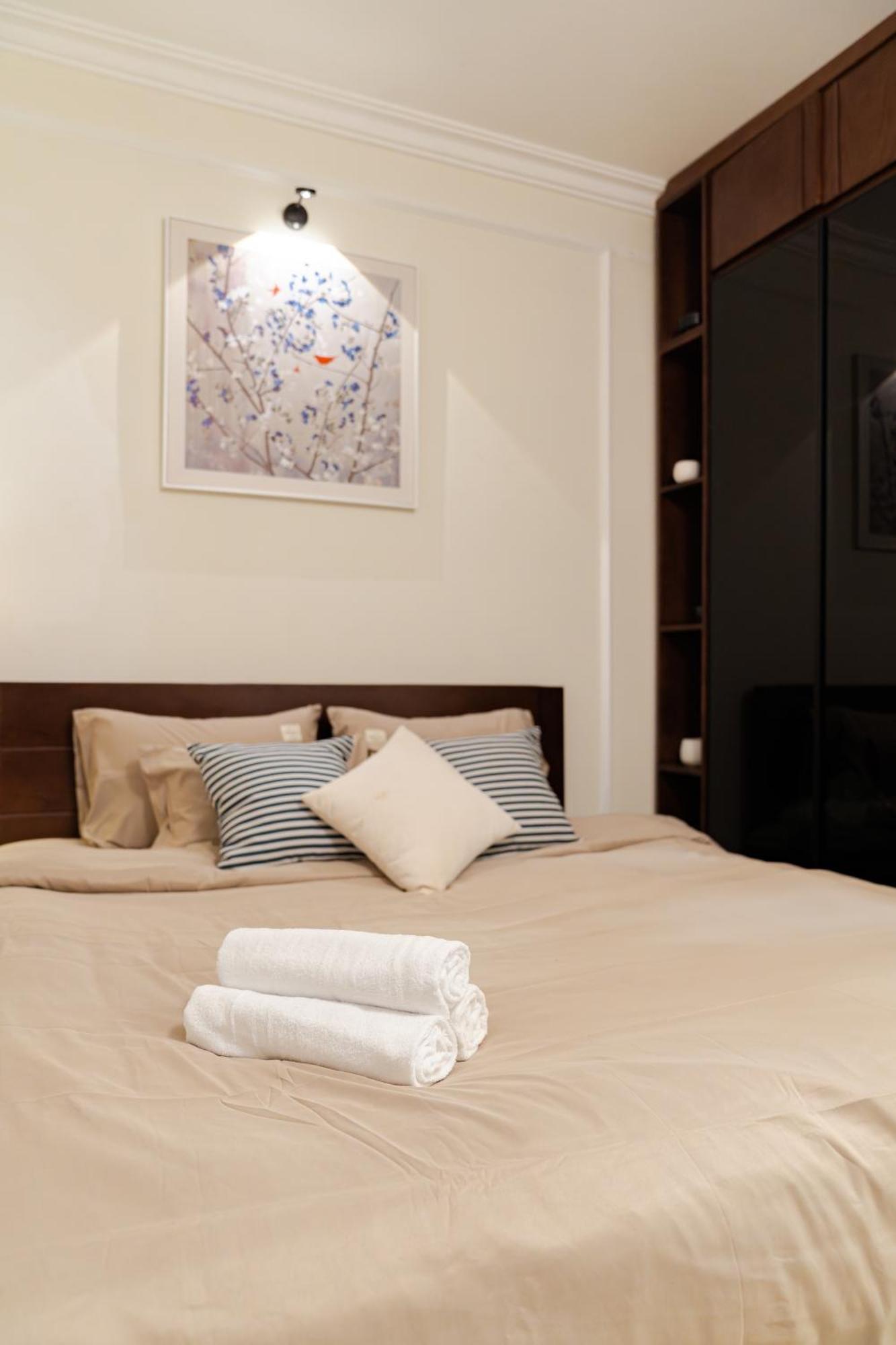Hoan Kiem Cozy Retreat - 2 Bedroom - Netflix - Kitchen *