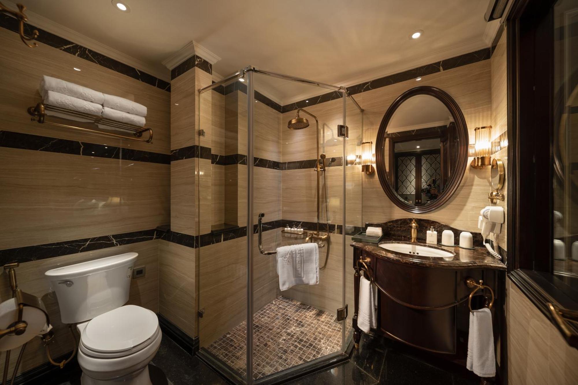 Khách sạn Meritel 4*
