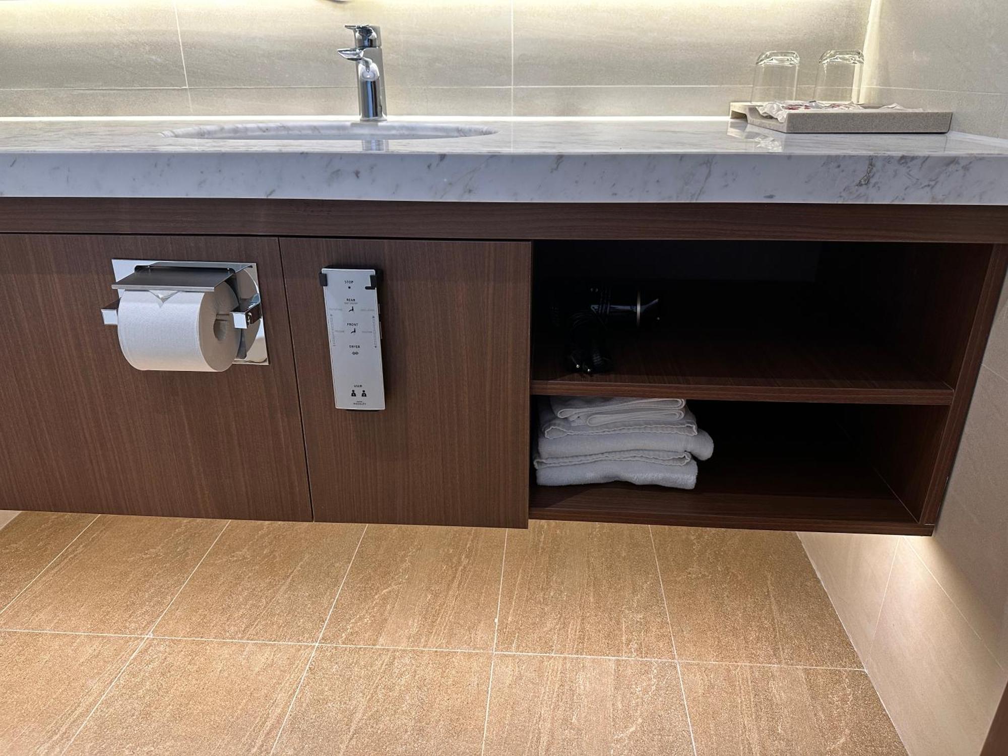 Khách sạn Yah & 3*