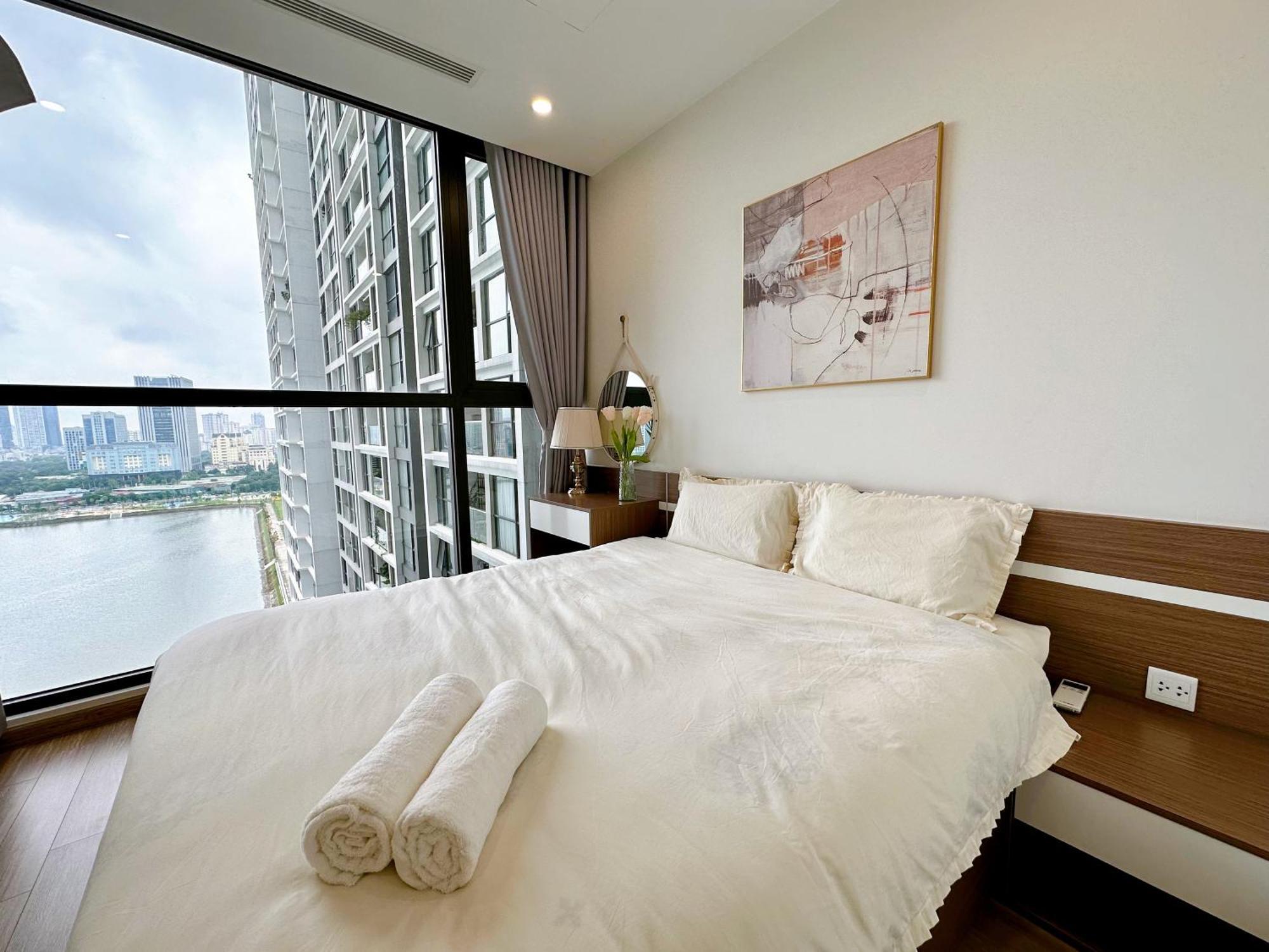 Cindy Vinhomes Skylake Apartment Hanoi