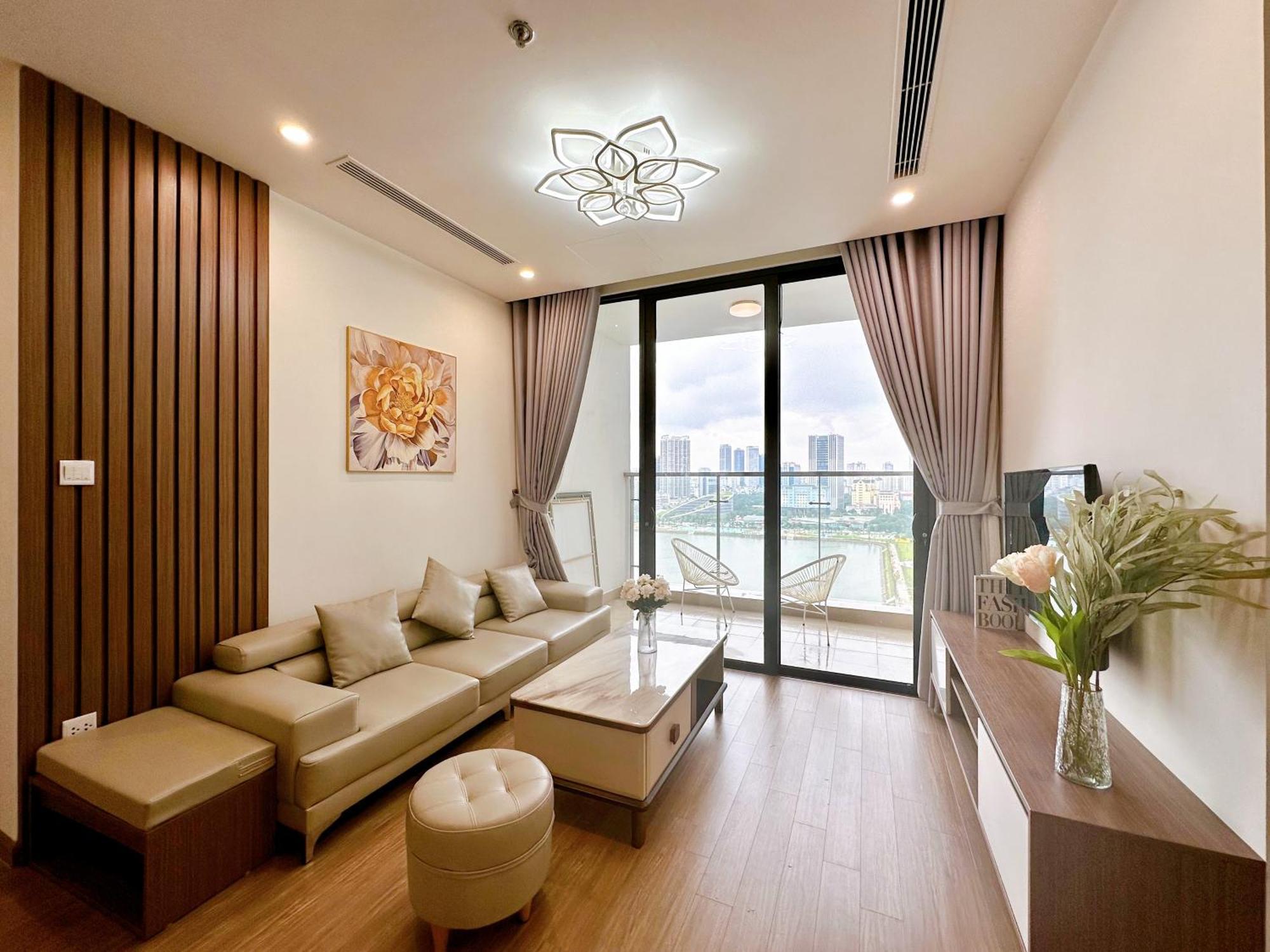 Cindy Vinhomes Skylake Hanoi