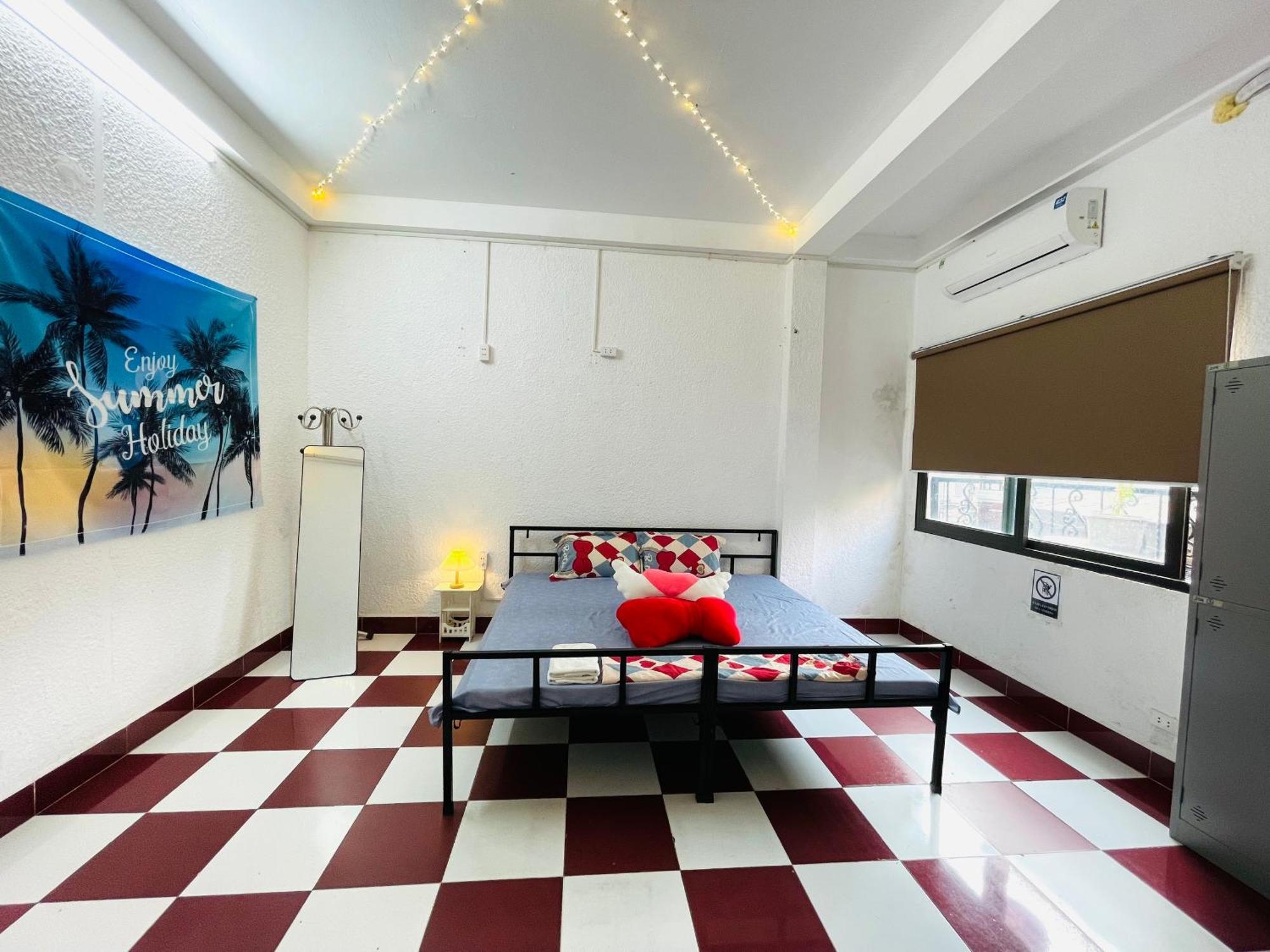 Hotel Dnut's House *