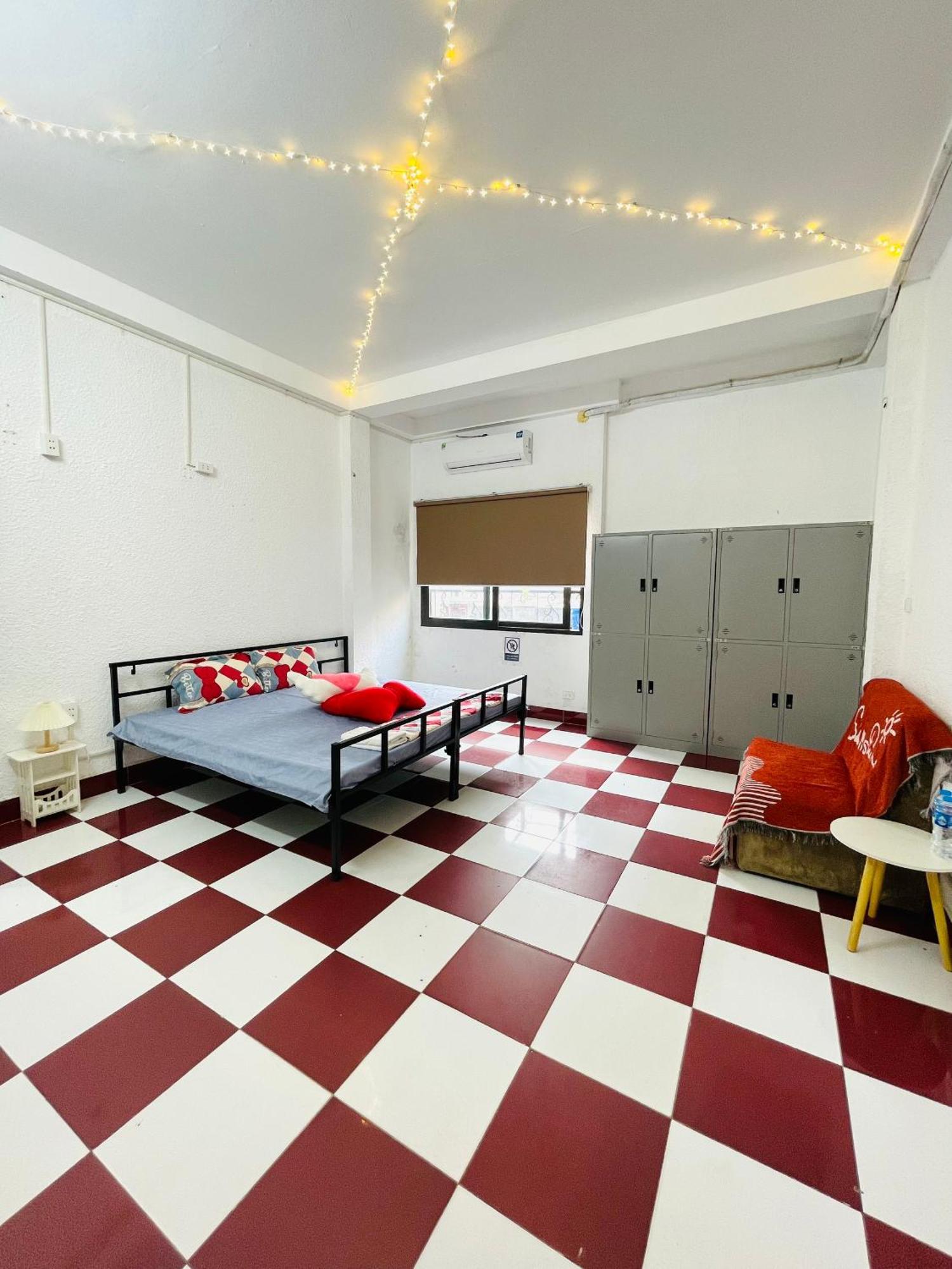 Hotel Dnut's House