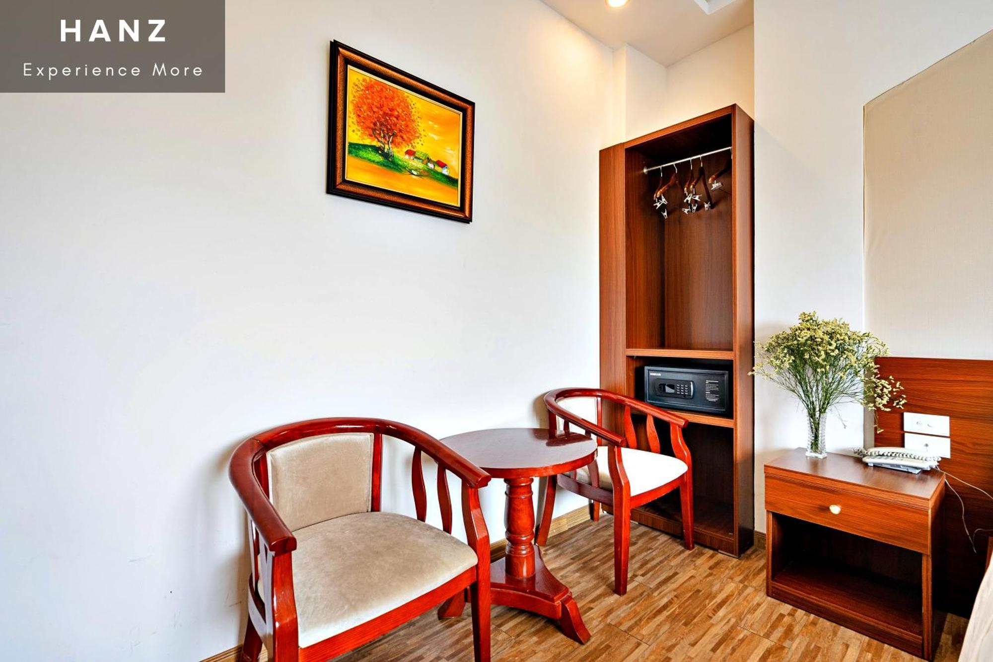Hotel S79 Ami
