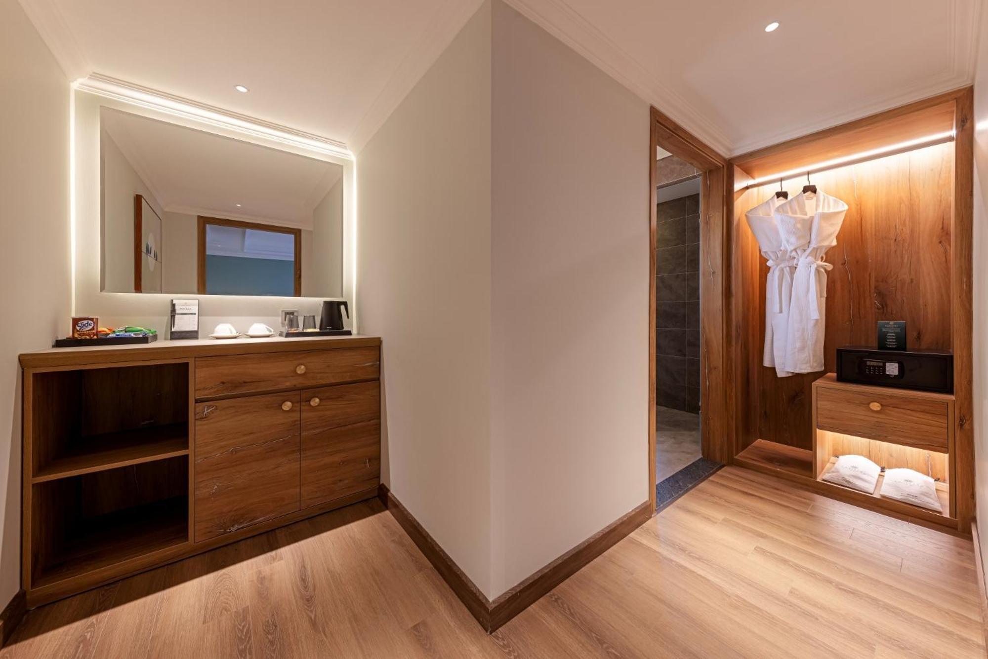 Hotel La Siesta Classic Hang Thung Hanoi