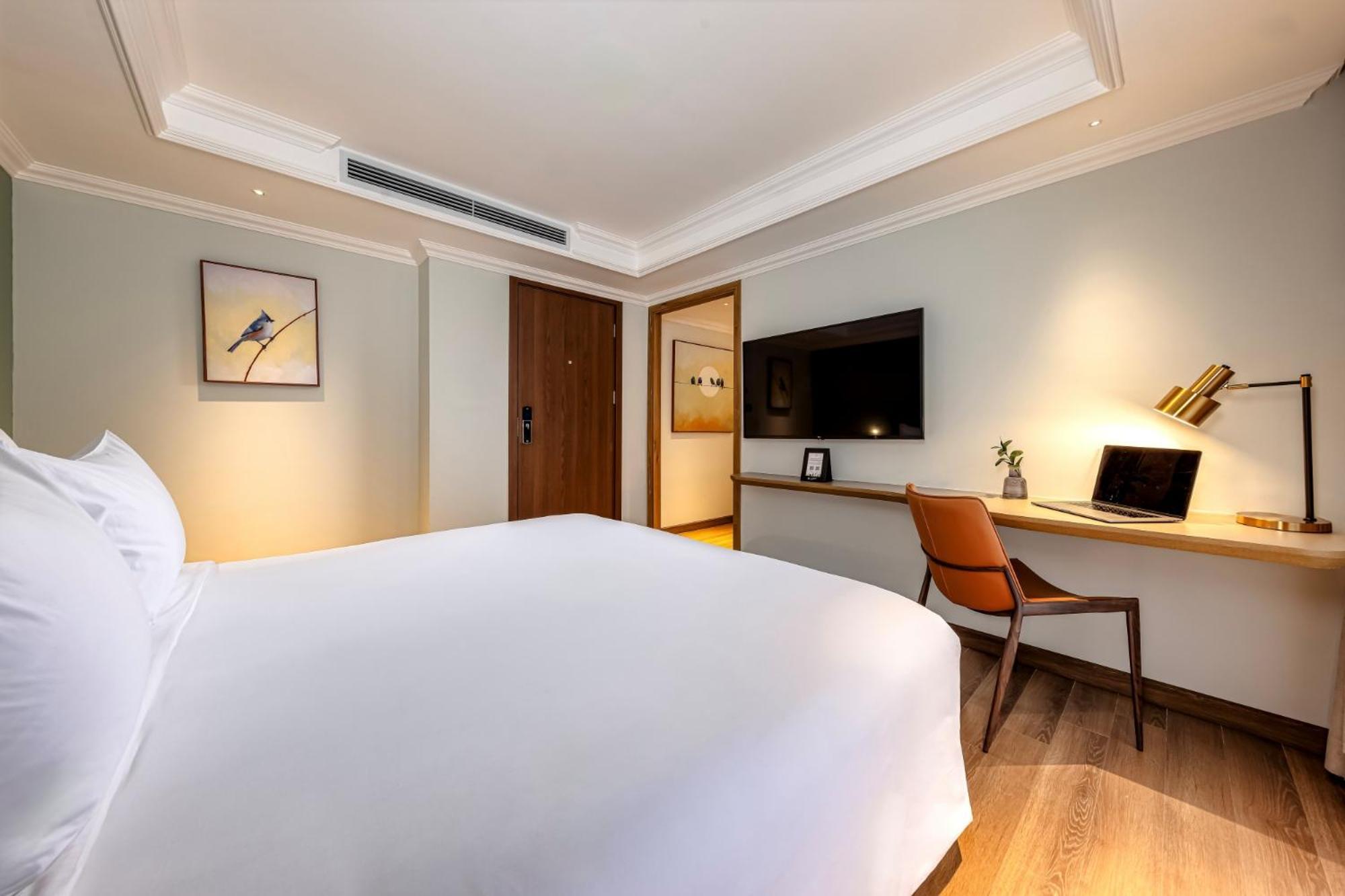 La Siesta Classic Hang Thung Hanoi