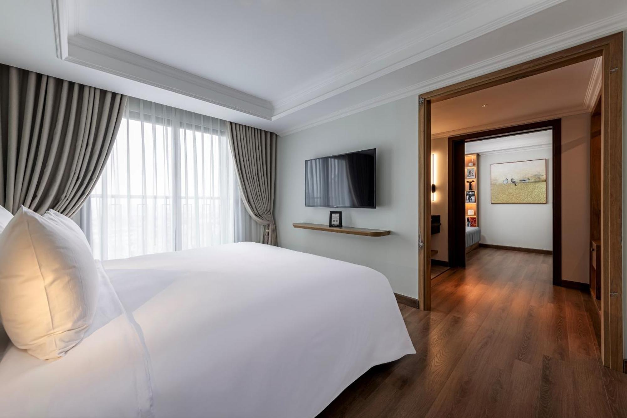 La Siesta Classic Hang Thung Hà Nội