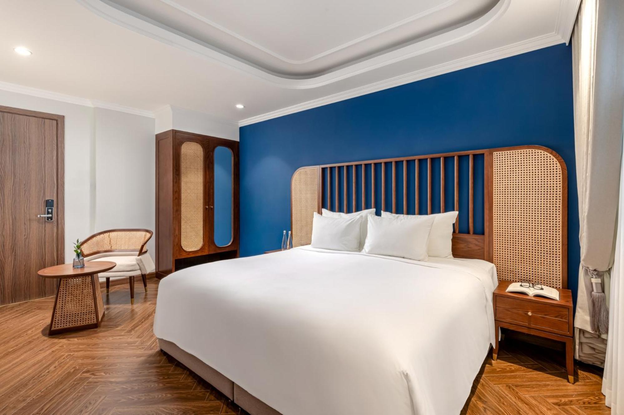 La Siesta Classic Hang Thung Hanoi