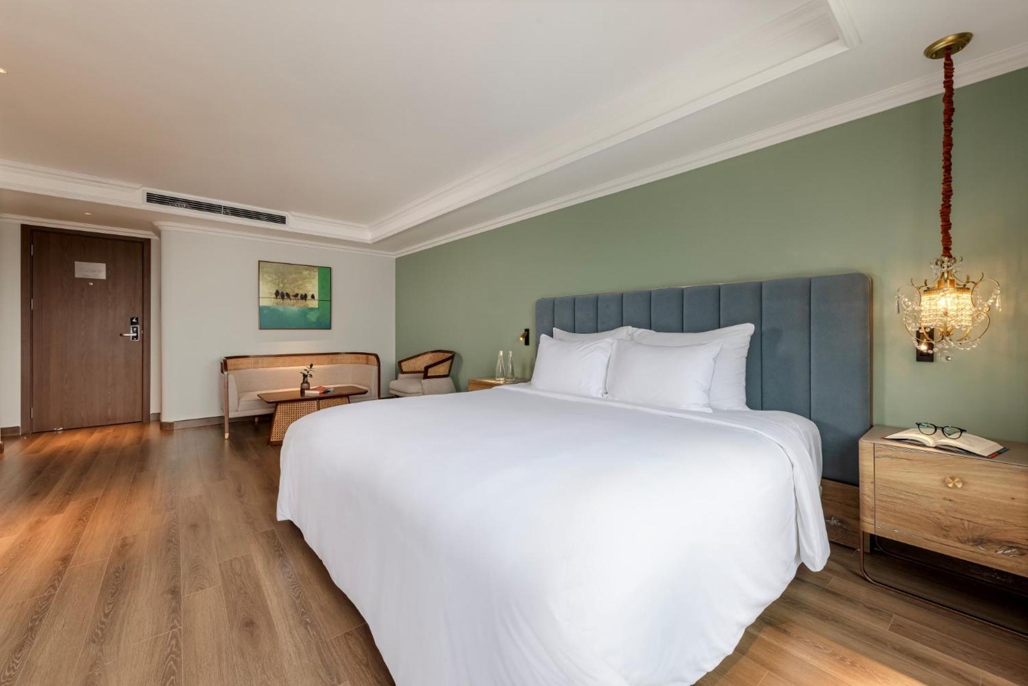 La Siesta Classic Hang Thung Khách sạn