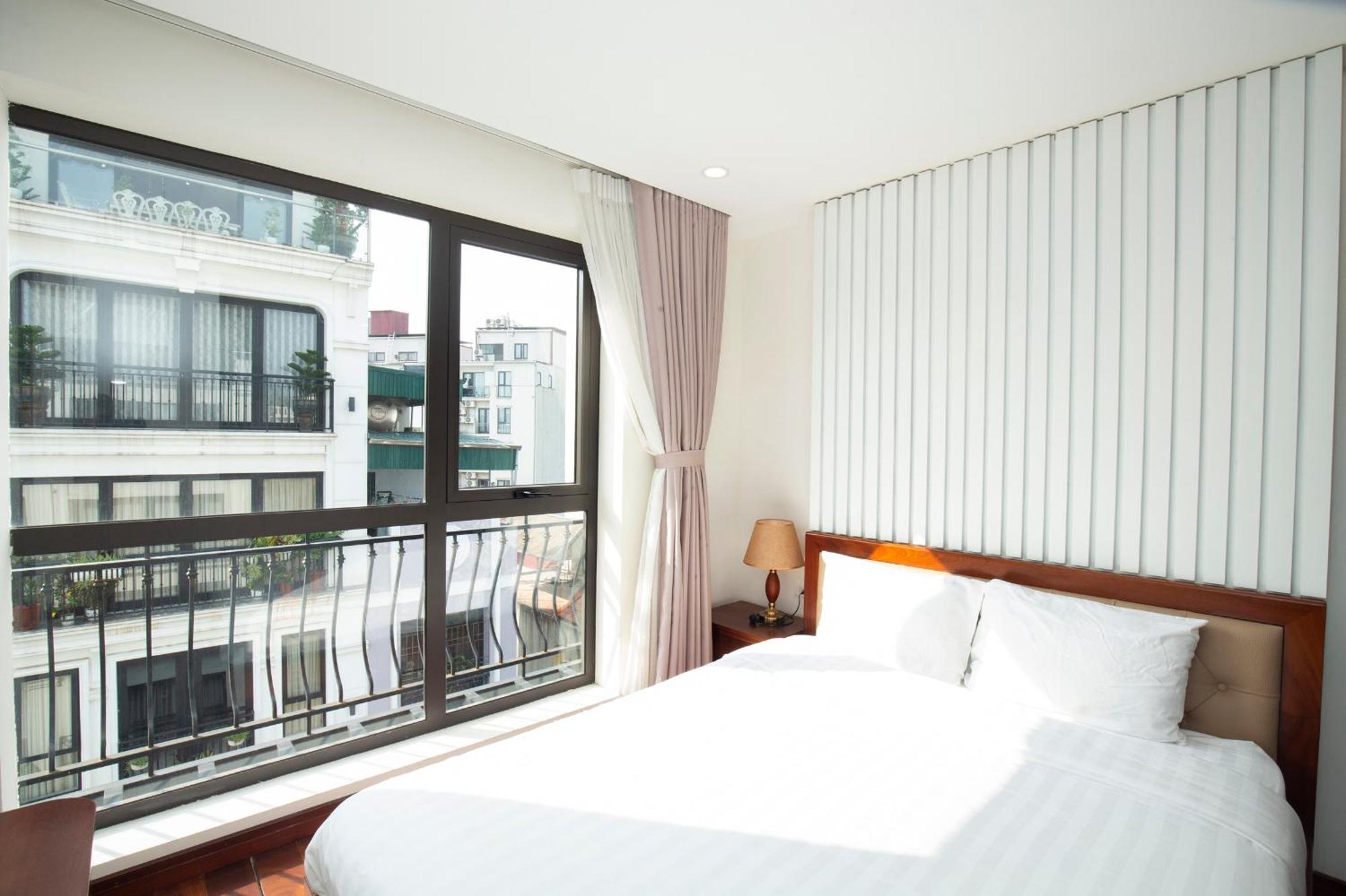 Sumitomo 10 Apartment- No 66 Lane 12 Dao Tan Street Apartment *