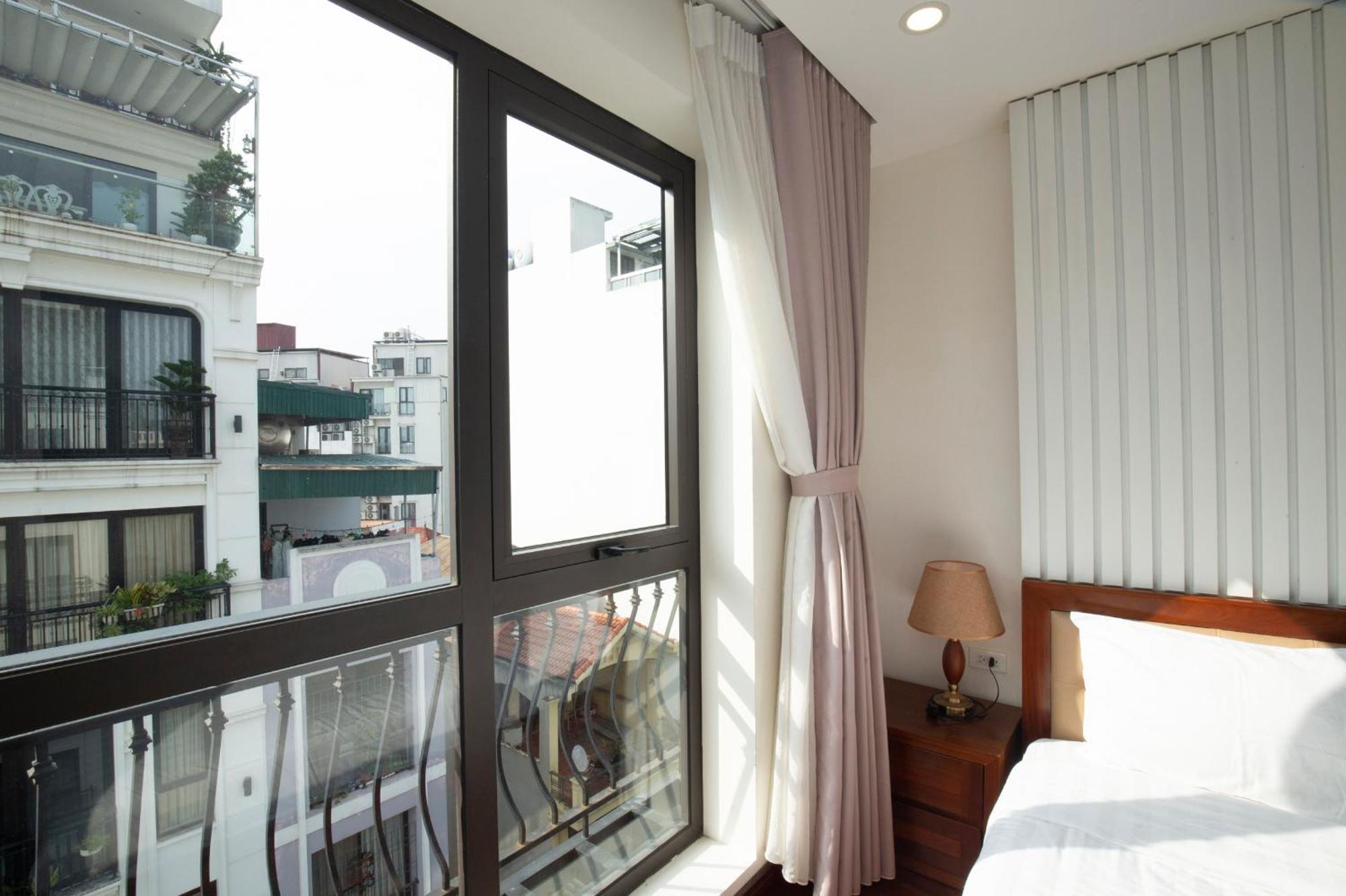 Sumitomo 10 Apartment- No 66 Lane 12 Dao Tan Street *