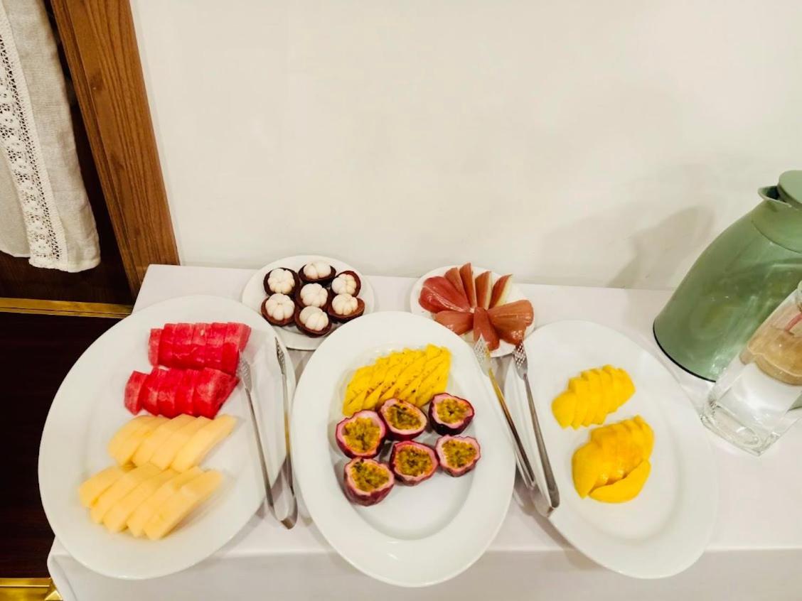 Five Star Westlake 1st-4th Floors & Serviced