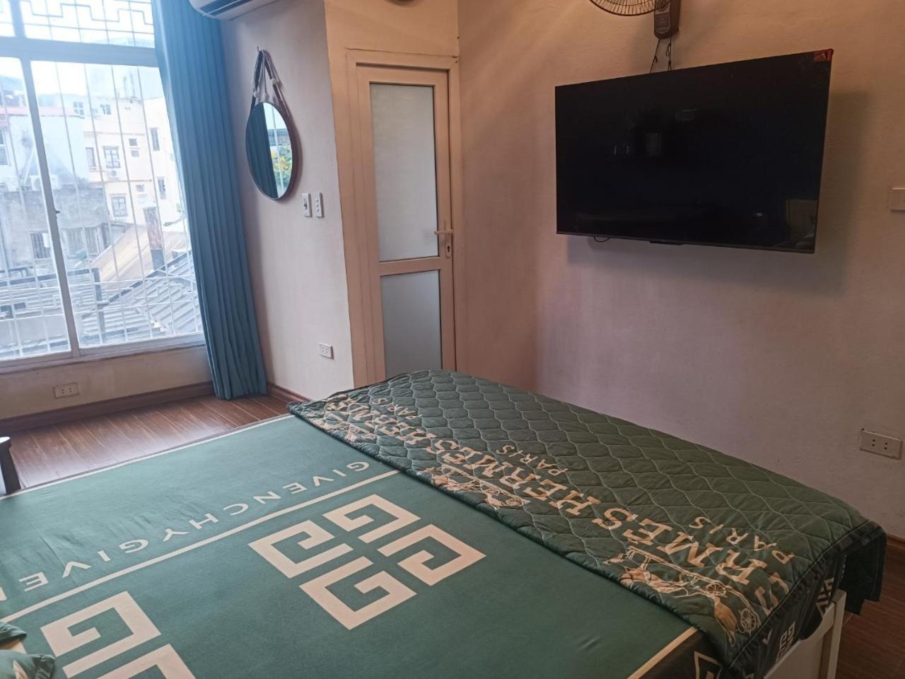 Center Of Hoan Kiem - 1 Bed Room, Maximum 2 People * Hanoi