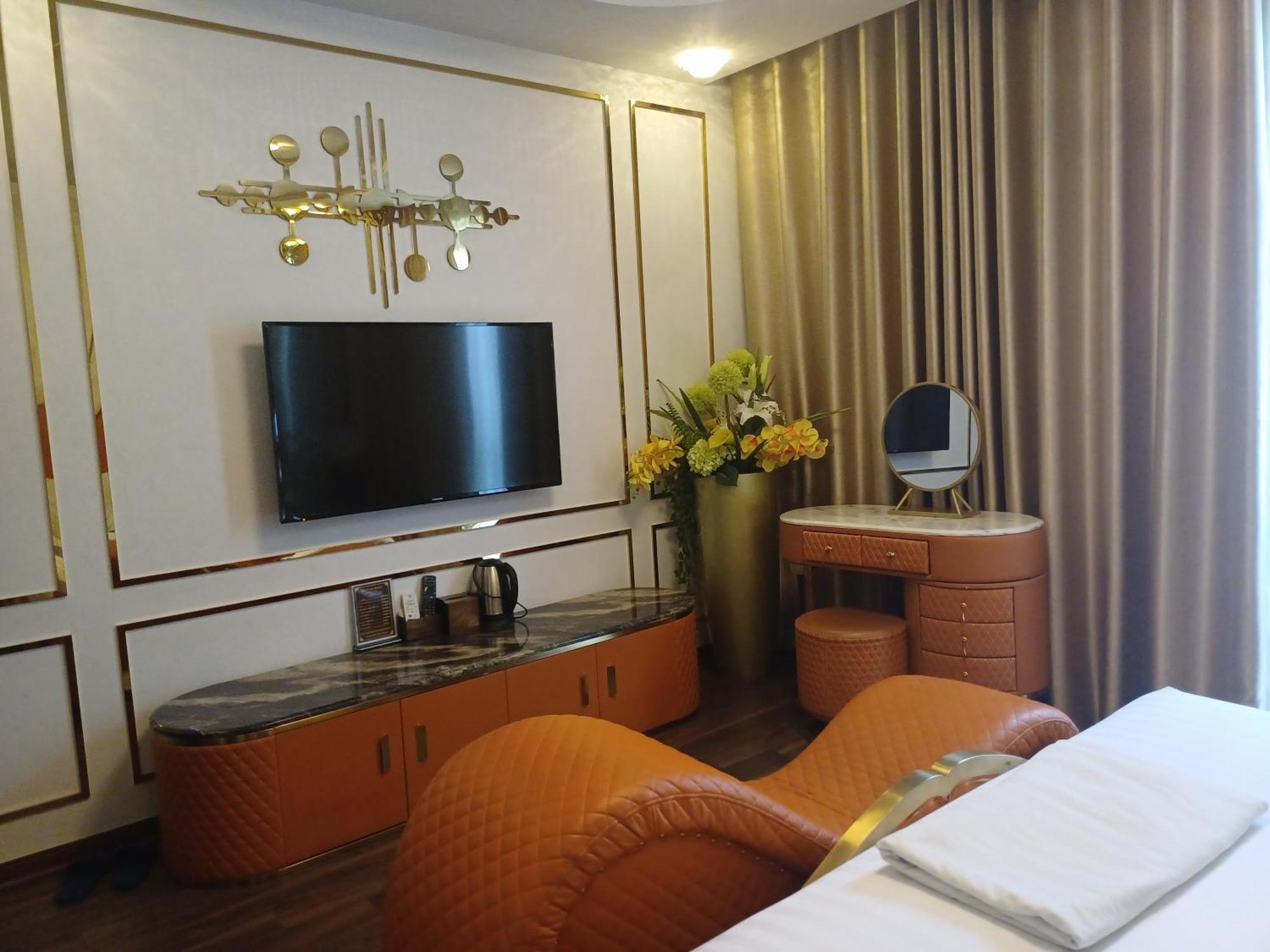 Bao Ngoc Linh Dam 4*