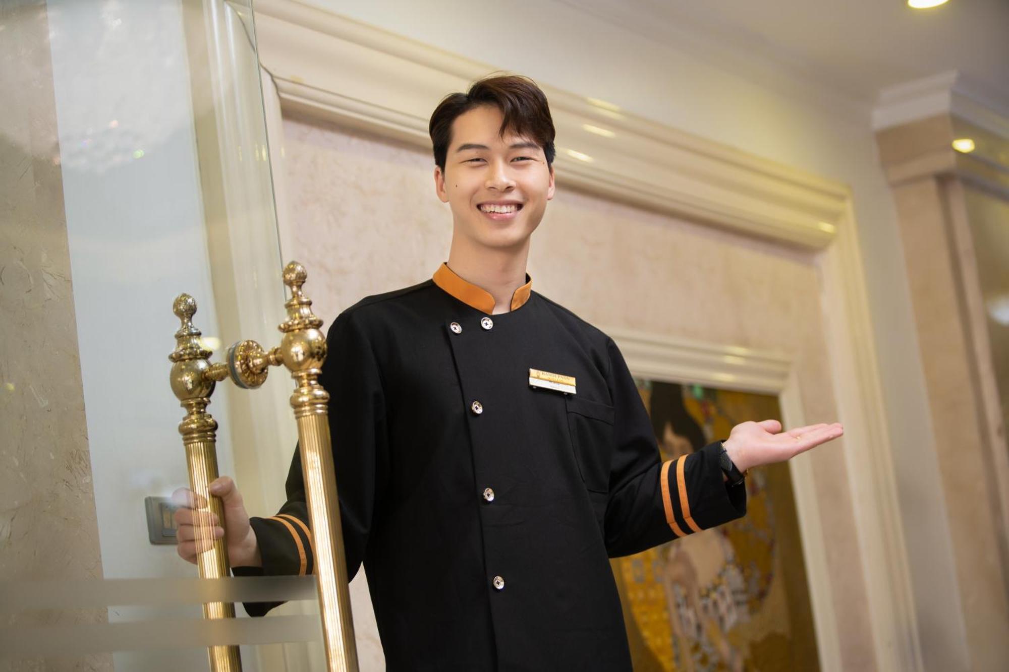 Paon & Hotel 4*