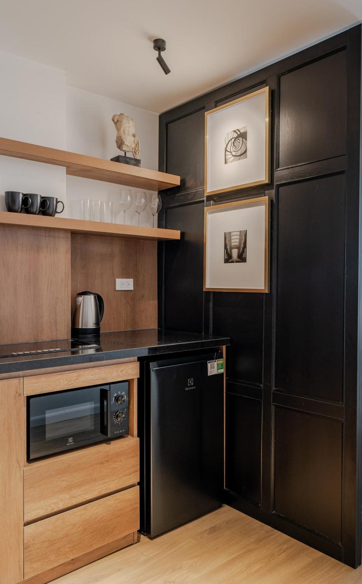 Harry's - The Zenith Apartment Hanoi