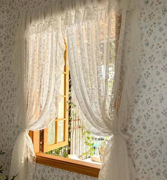 Trixie3 #close To Old Quarter #big Balcony #quiet * Hanói
