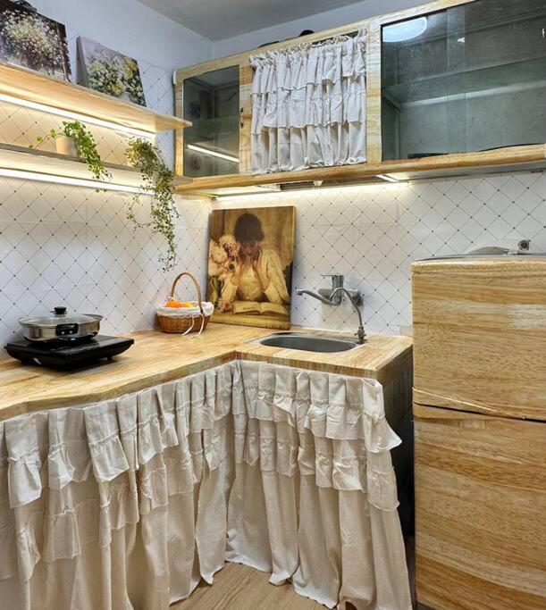 Apartamento Trixie3 #close To Old Quarter #big Balcony #quiet Hanói