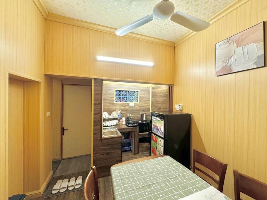 Apartment 3 Bedroom - Hidden Gem - Balcony - Hoan Kiem *