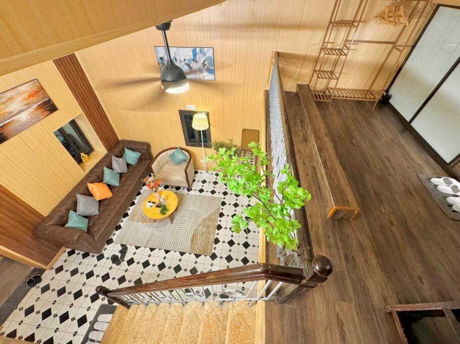 Apartment 3 Bedroom - Hidden Gem - Balcony - Hoan Kiem *
