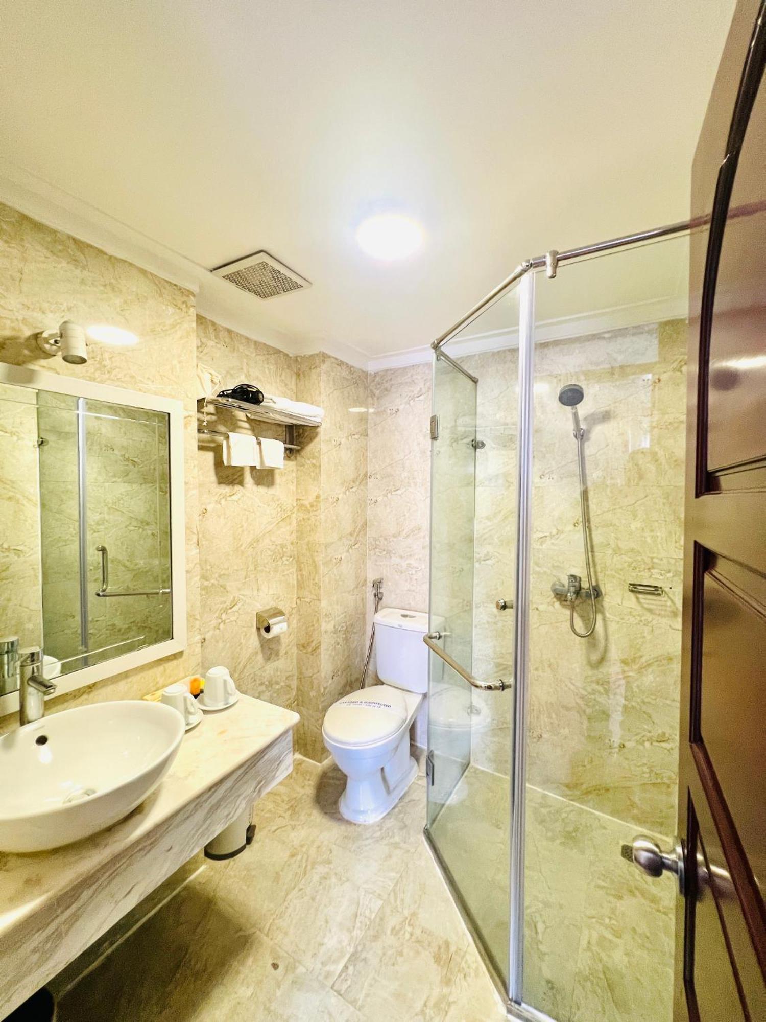 Win & Travel Hotel
