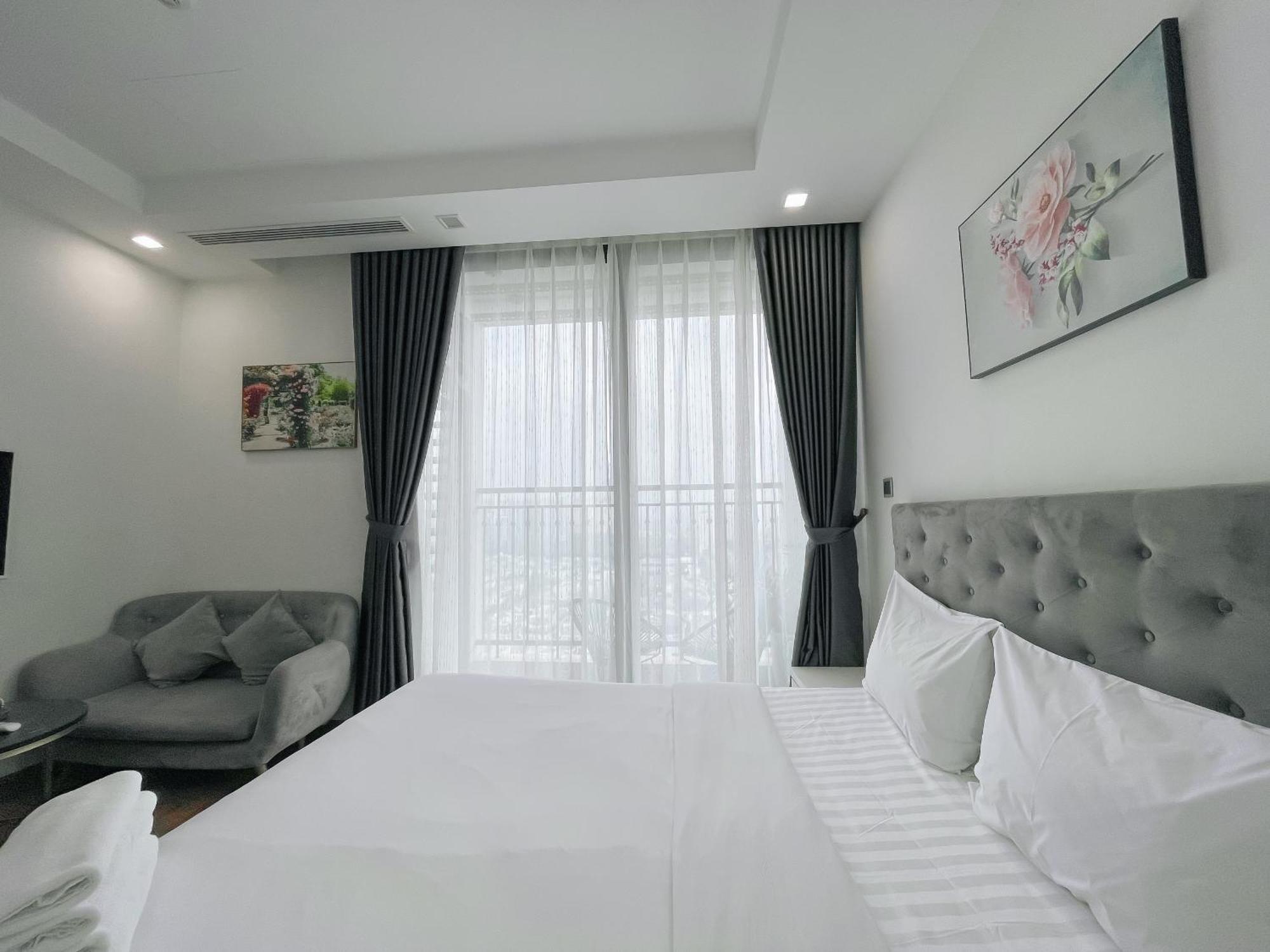 Căn hộ Rosee House -luxury In Vinhomes Greenbay *