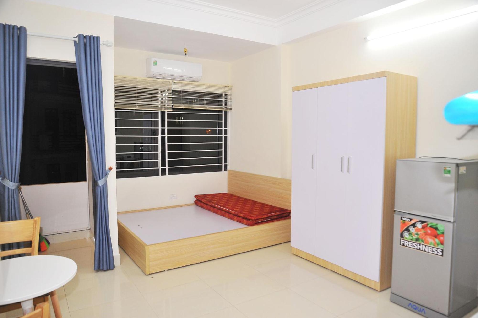 Nhatroduytan Guest house *
