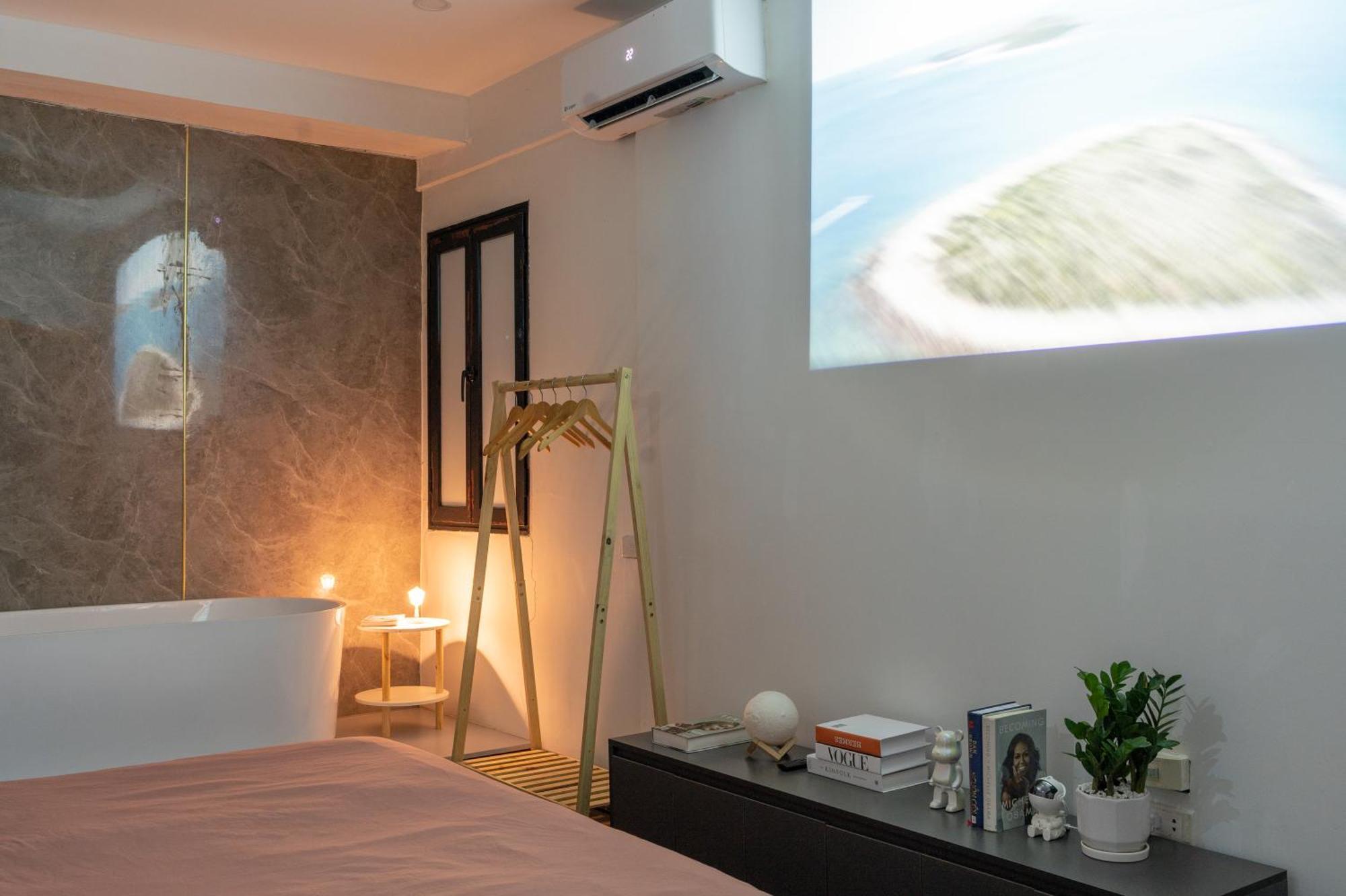 Harmony Home-projector-bathtub- Spacious Căn hộ