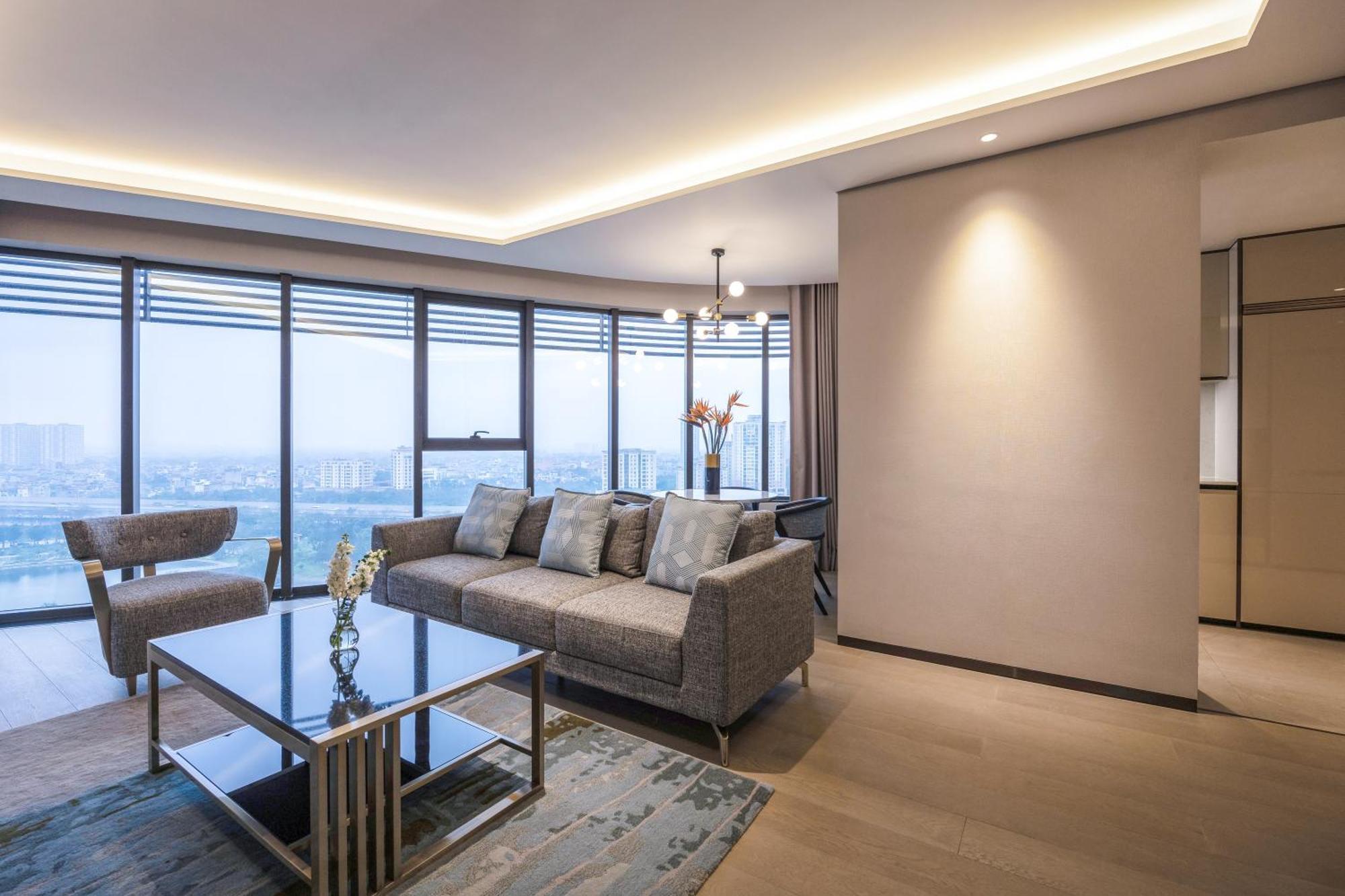 Fraser Apartment *