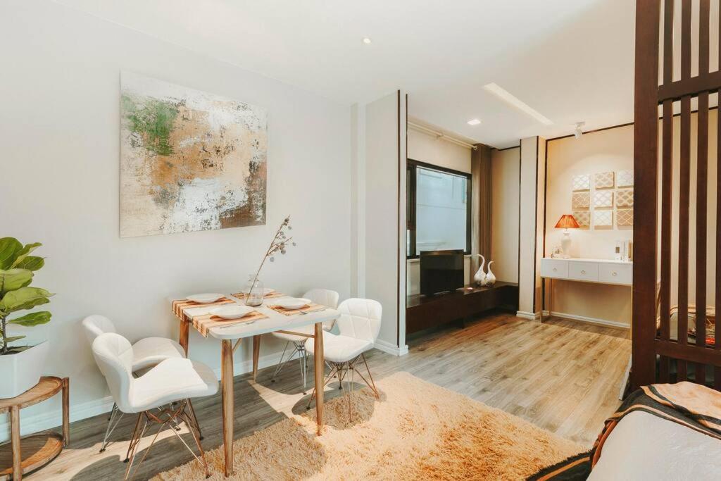 2 Beds - Elevator- Nearby Old Quarter *