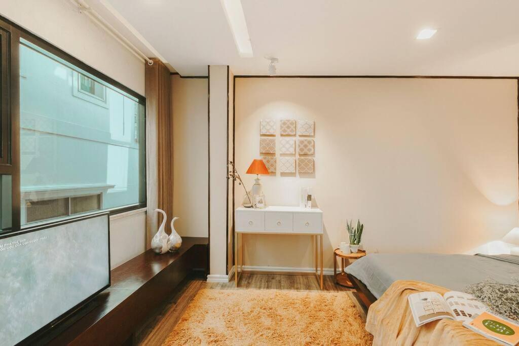 2 Beds - Elevator- Nearby Old Quarter * Hanoi