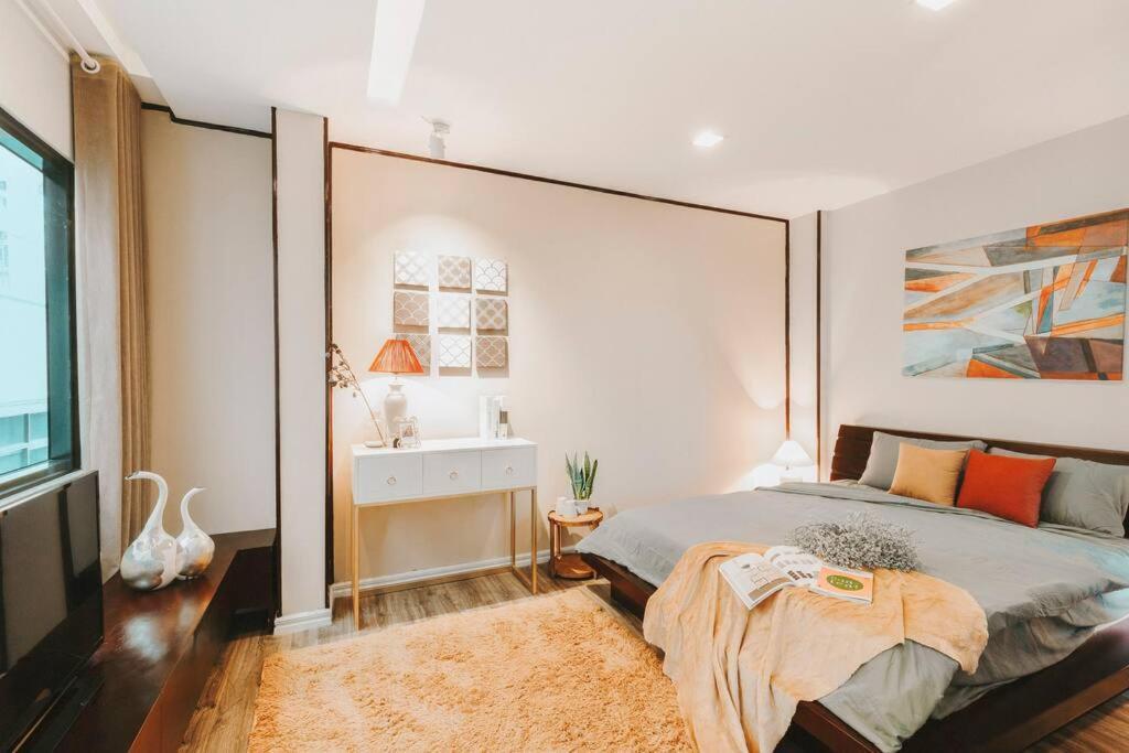 2 Beds - Elevator- Nearby Old Quarter * Hanoi