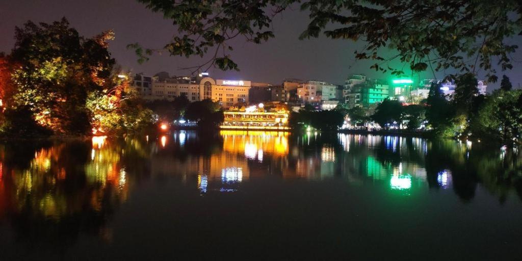 Khách sạn Church Boutique Hang Trong 4*