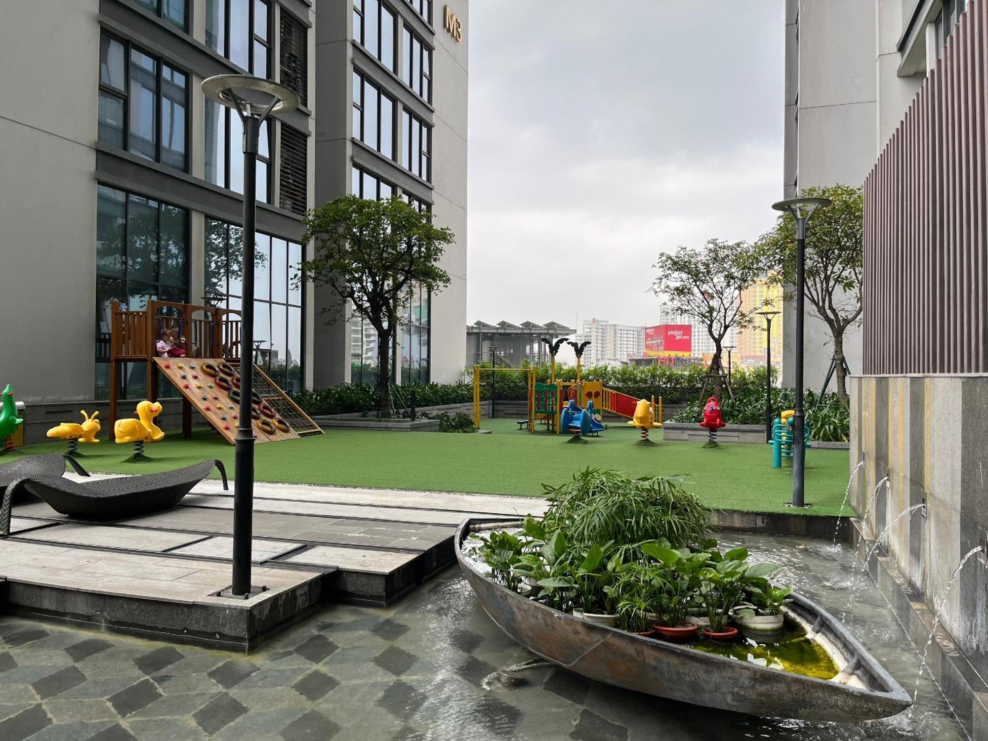 Apartment Vinhomes Metropolis Luxury 4 Br Hanoi