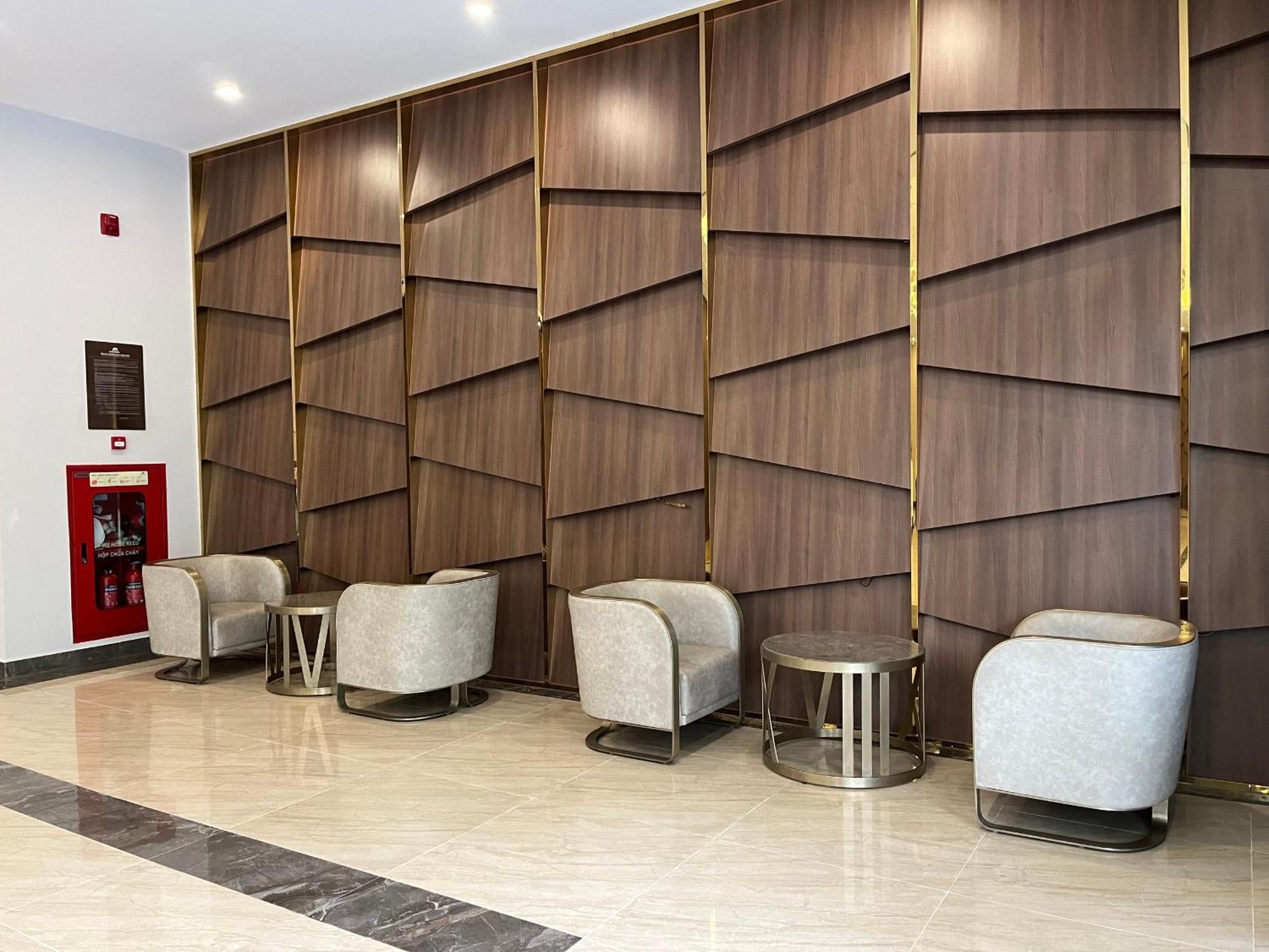 Vinhomes Metropolis Luxury 4 Br Hanoi