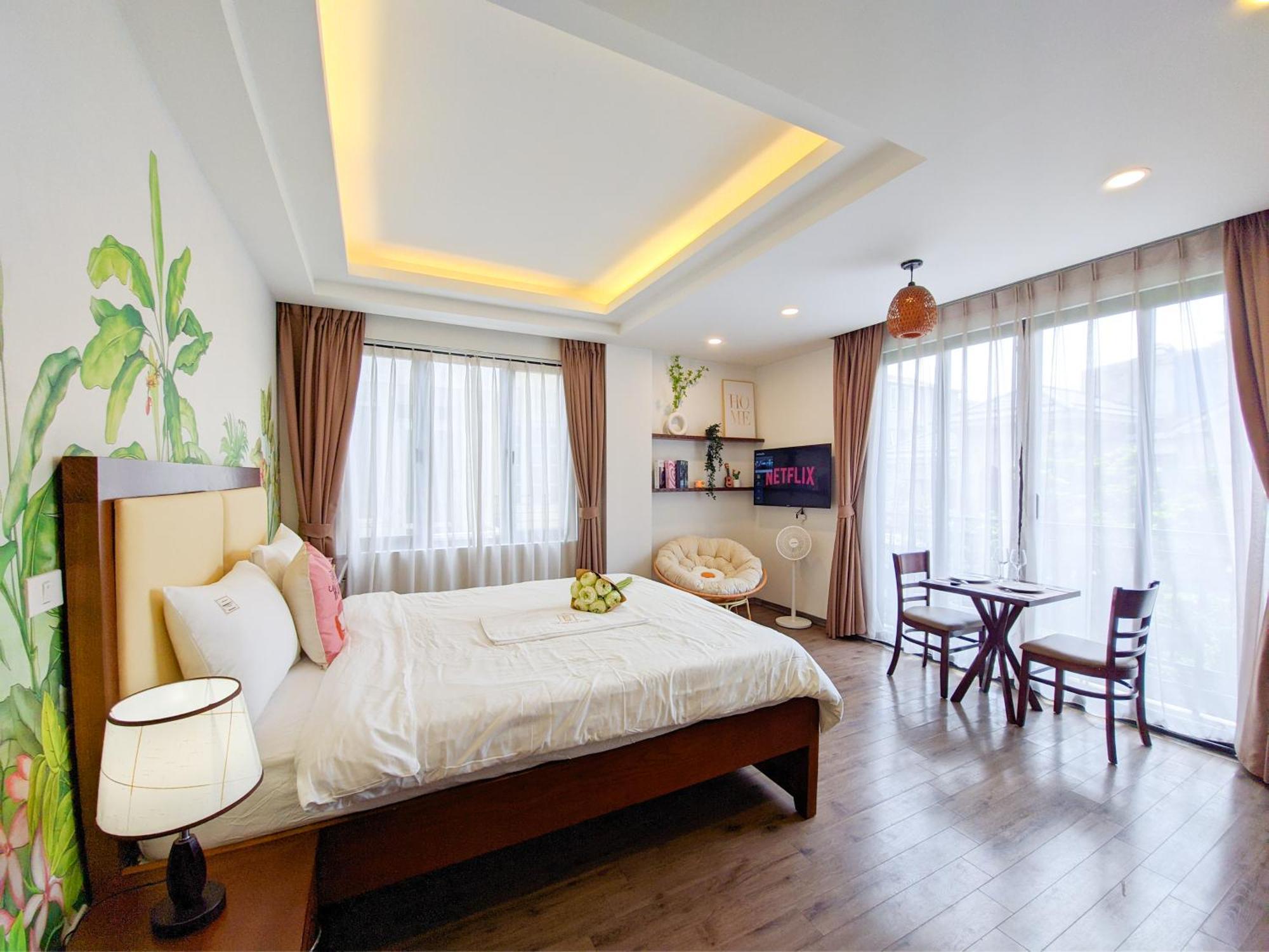 Apartamento T98 Westlake Quang An - Tay Ho Center Garden View Studio! *