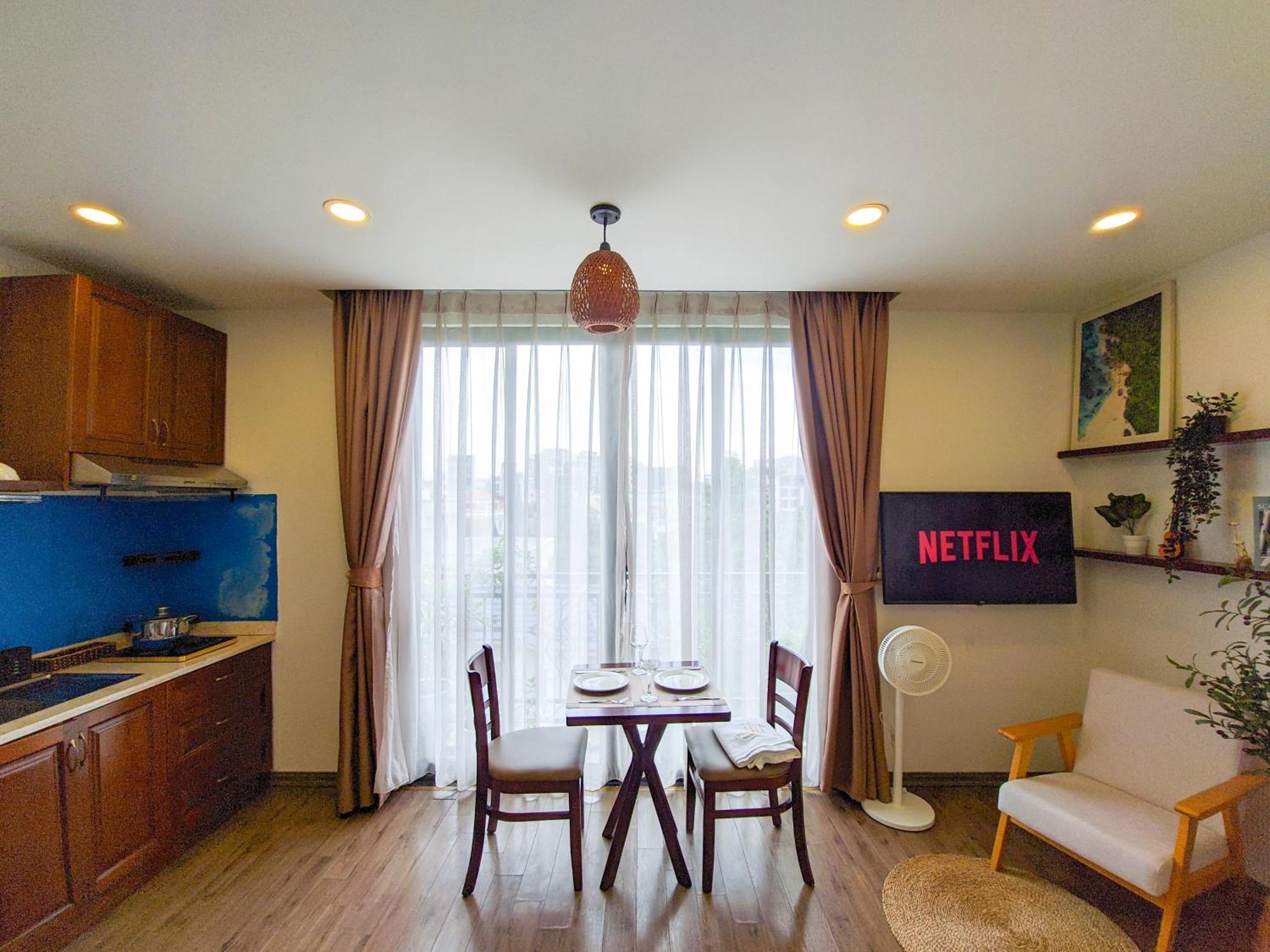 T98 Westlake Quang An - Tay Ho Center Garden View Studio! Apartamento